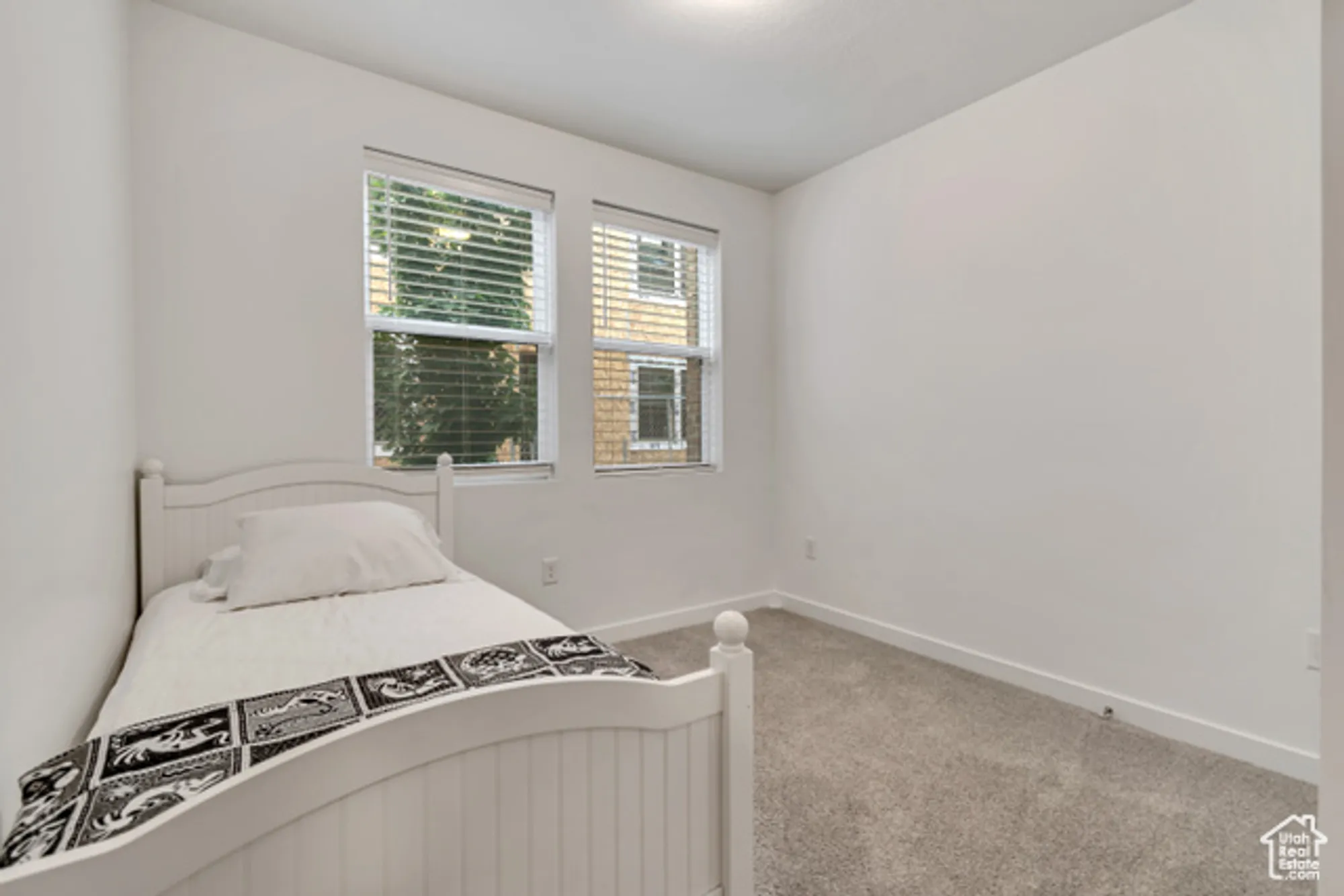 Property Slideshow image 10 of 19 | 5243 w reventon dr unit 101, South Jordan, UT, 84009
