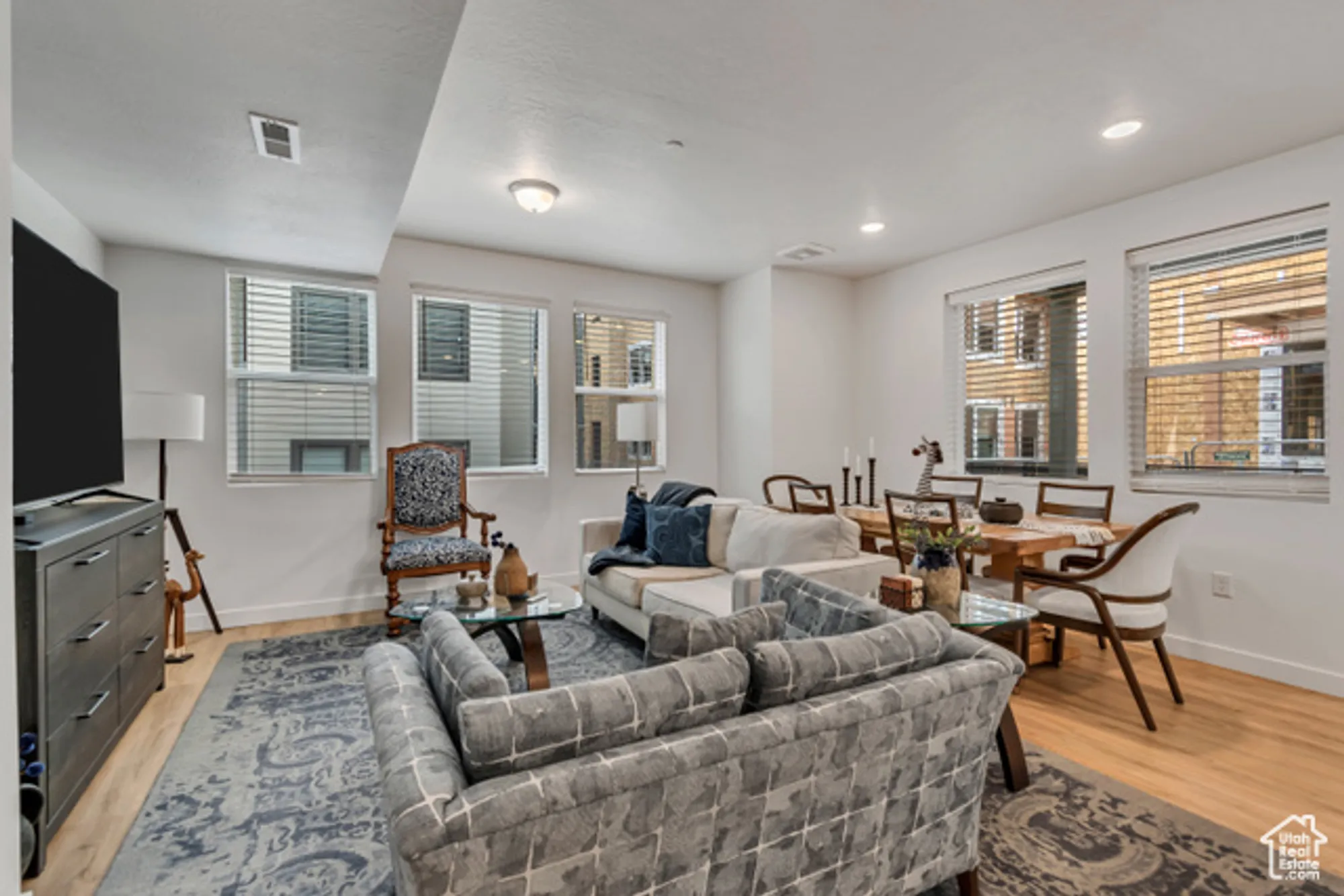 Property Slideshow image 2 of 19 | 5243 w reventon dr unit 101, South Jordan, UT, 84009