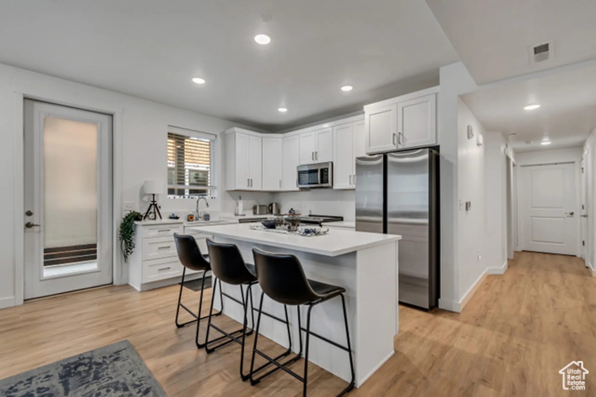 Property Slideshow image 6 of 19 | 5243 w reventon dr unit 101, South Jordan, UT, 84009