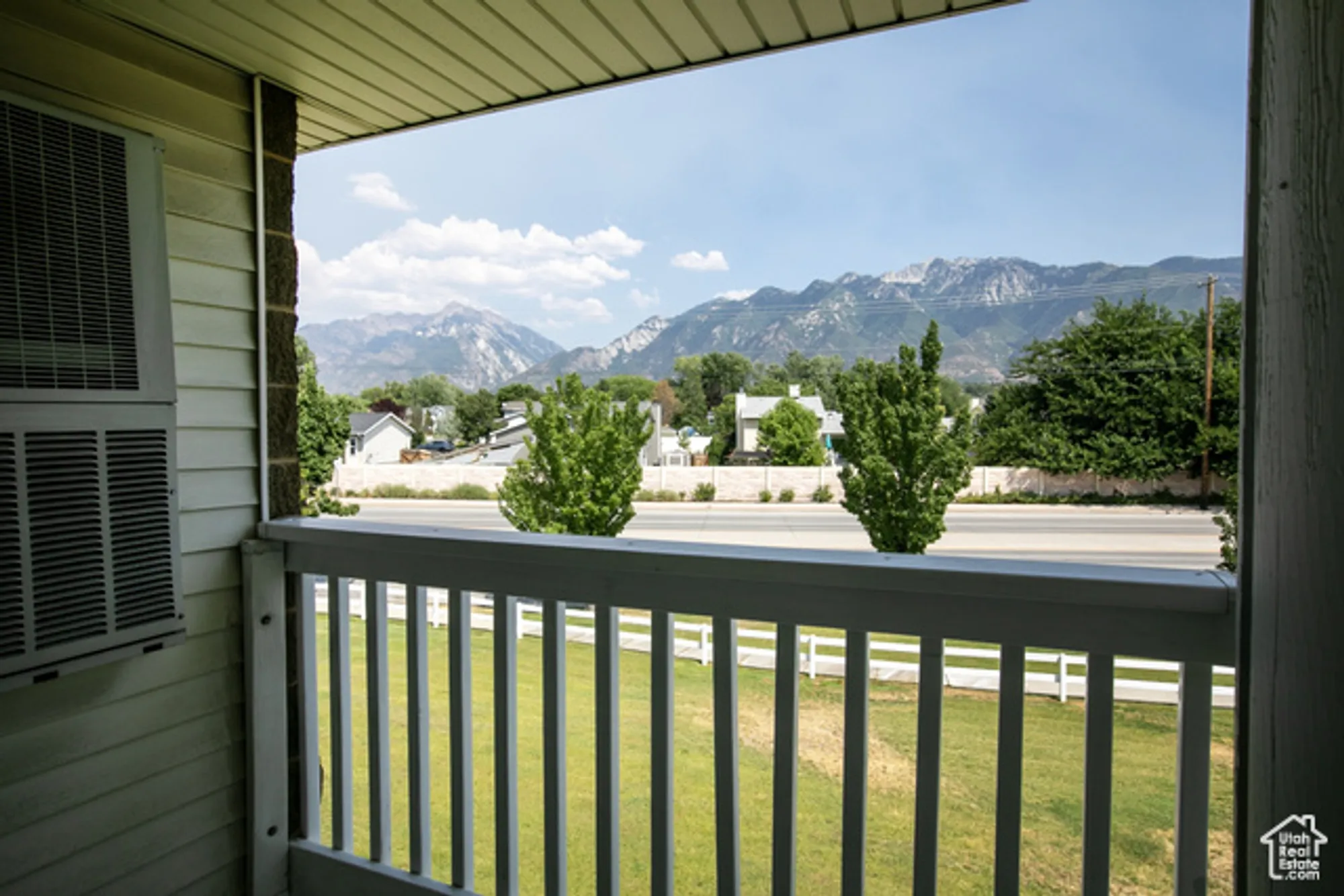 Property Slideshow image 16 of 30 | 11075 s grape arbor pl 206, Sandy, UT, 84070