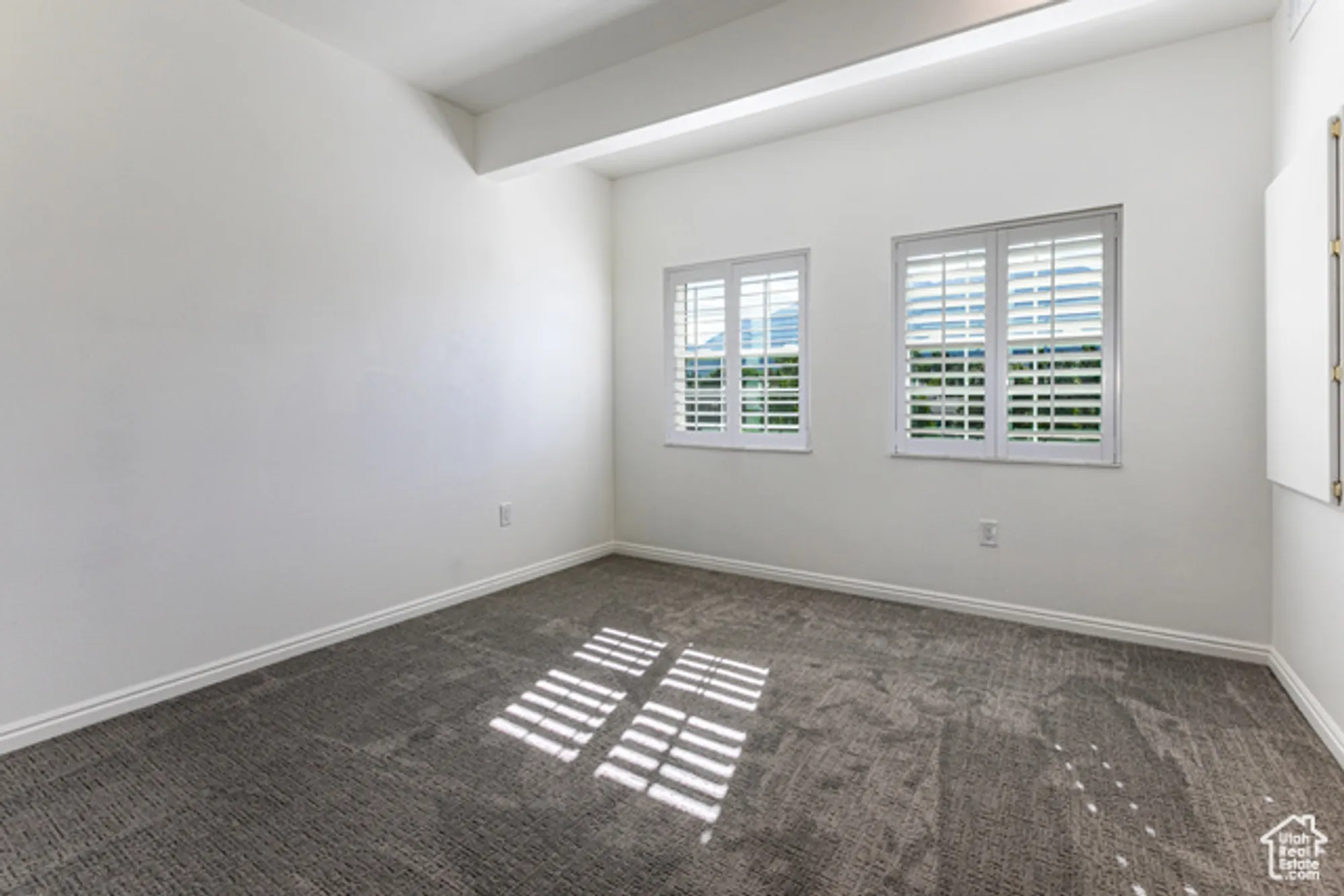 Property Slideshow image 12 of 30 | 11075 s grape arbor pl 206, Sandy, UT, 84070