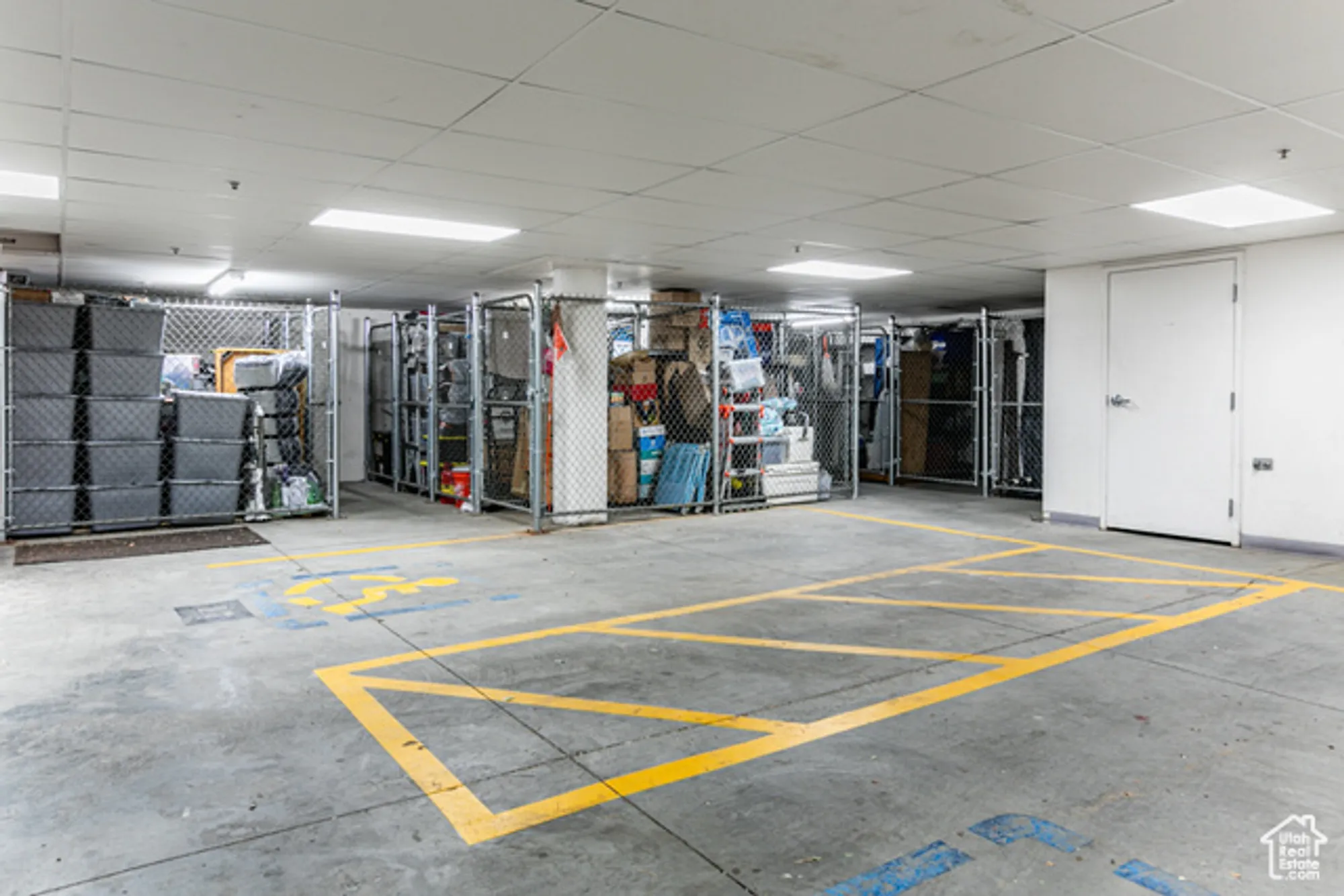 Property Slideshow image 22 of 30 | 11075 s grape arbor pl 206, Sandy, UT, 84070