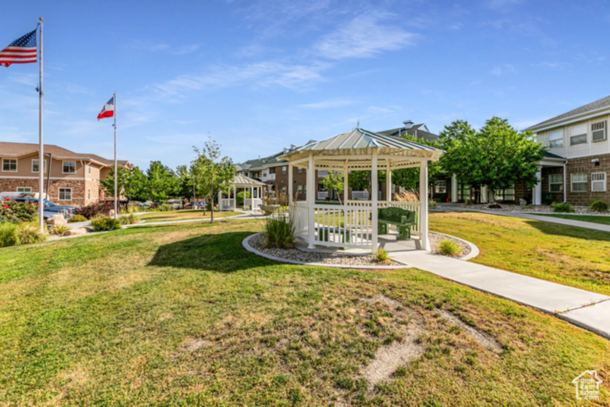 Property Slideshow image 25 of 30 | 11075 s grape arbor pl 206, Sandy, UT, 84070
