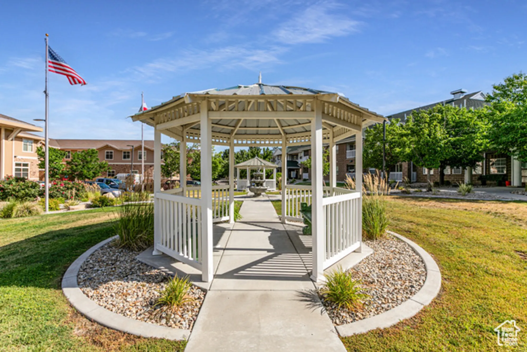 Property Slideshow image 26 of 30 | 11075 s grape arbor pl 206, Sandy, UT, 84070