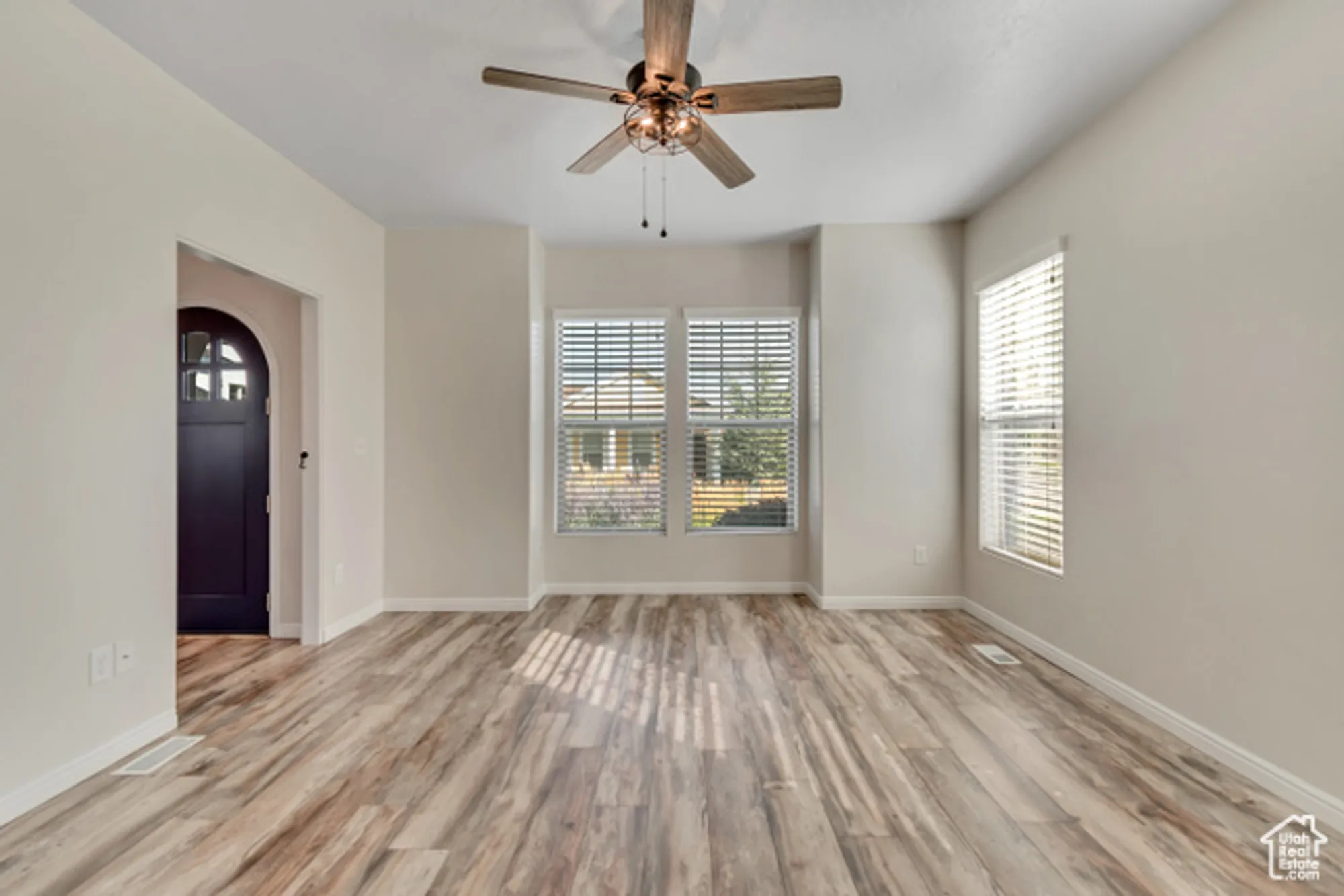 Property Slideshow image 10 of 39 | 11177 s kiwano way, South Jordan, UT, 84009