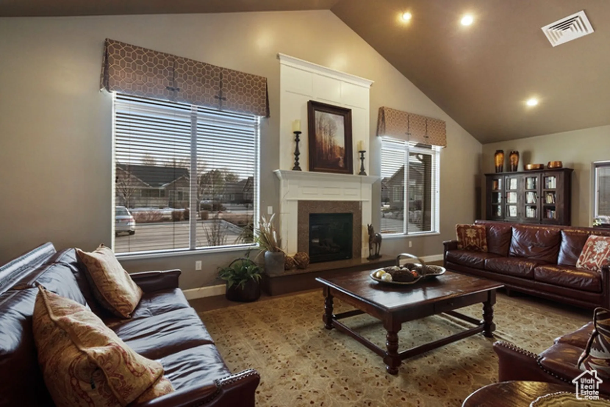 Property Slideshow image 27 of 31 | 2029 w 9270 b, West Jordan, UT, 84088