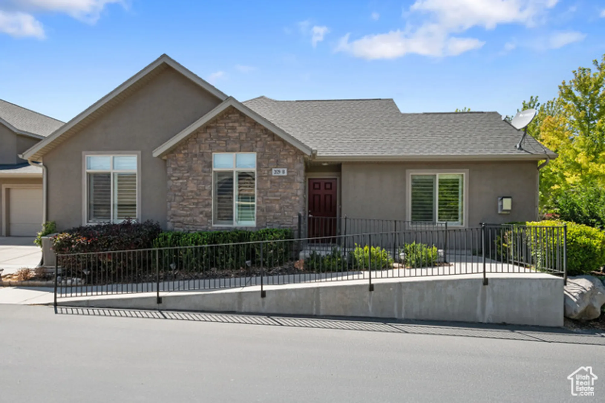 Property Slideshow image 1 of 31 | 2029 w 9270 b, West Jordan, UT, 84088