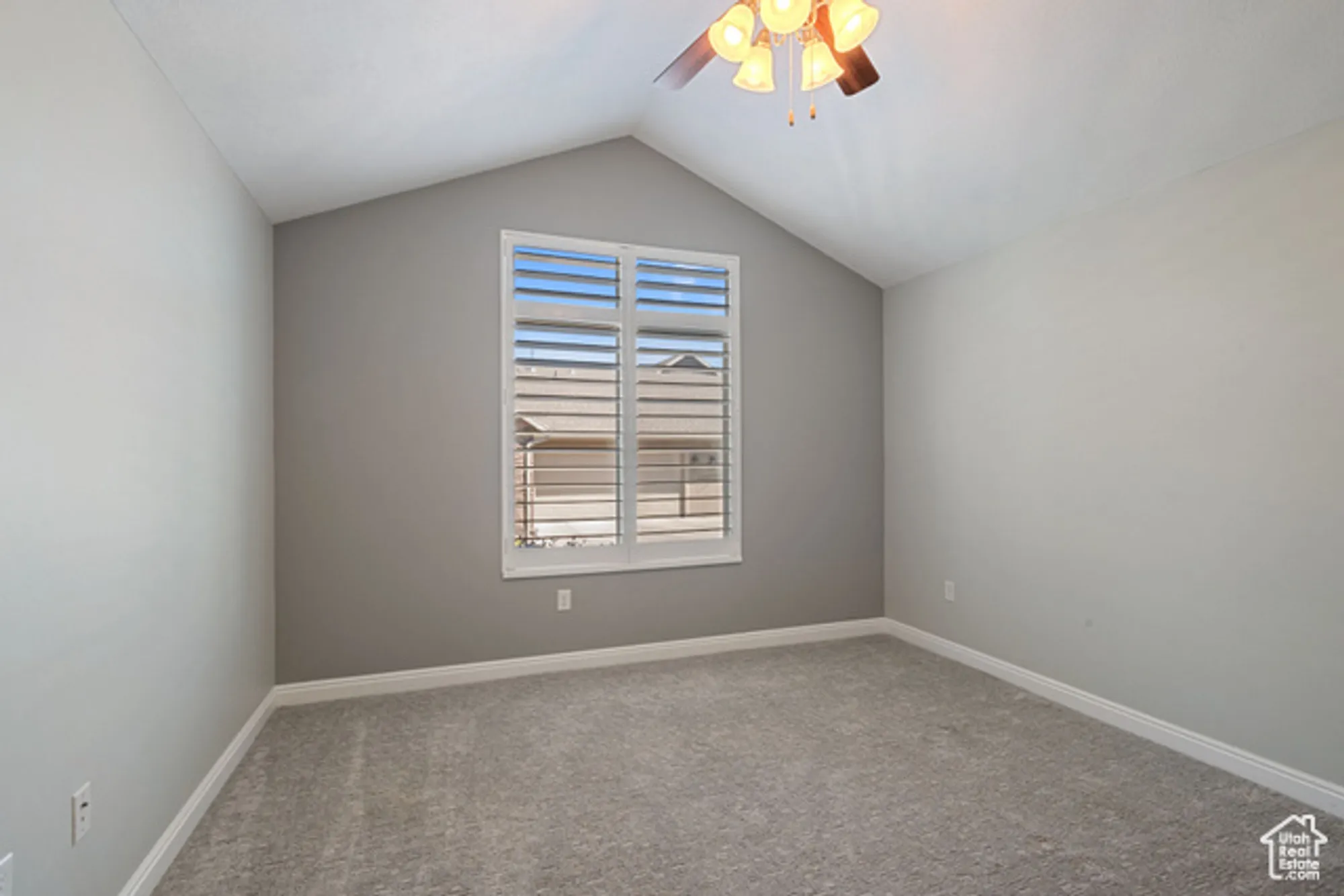 Property Slideshow image 21 of 31 | 2029 w 9270 b, West Jordan, UT, 84088