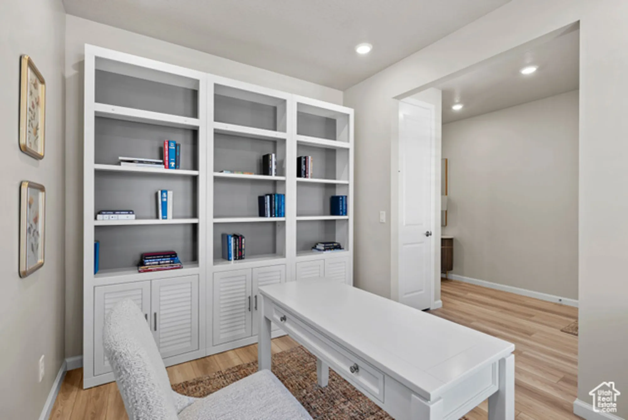 Property Slideshow image 7 of 35 | 6077 w franciscotti dr, South Jordan, UT, 84009