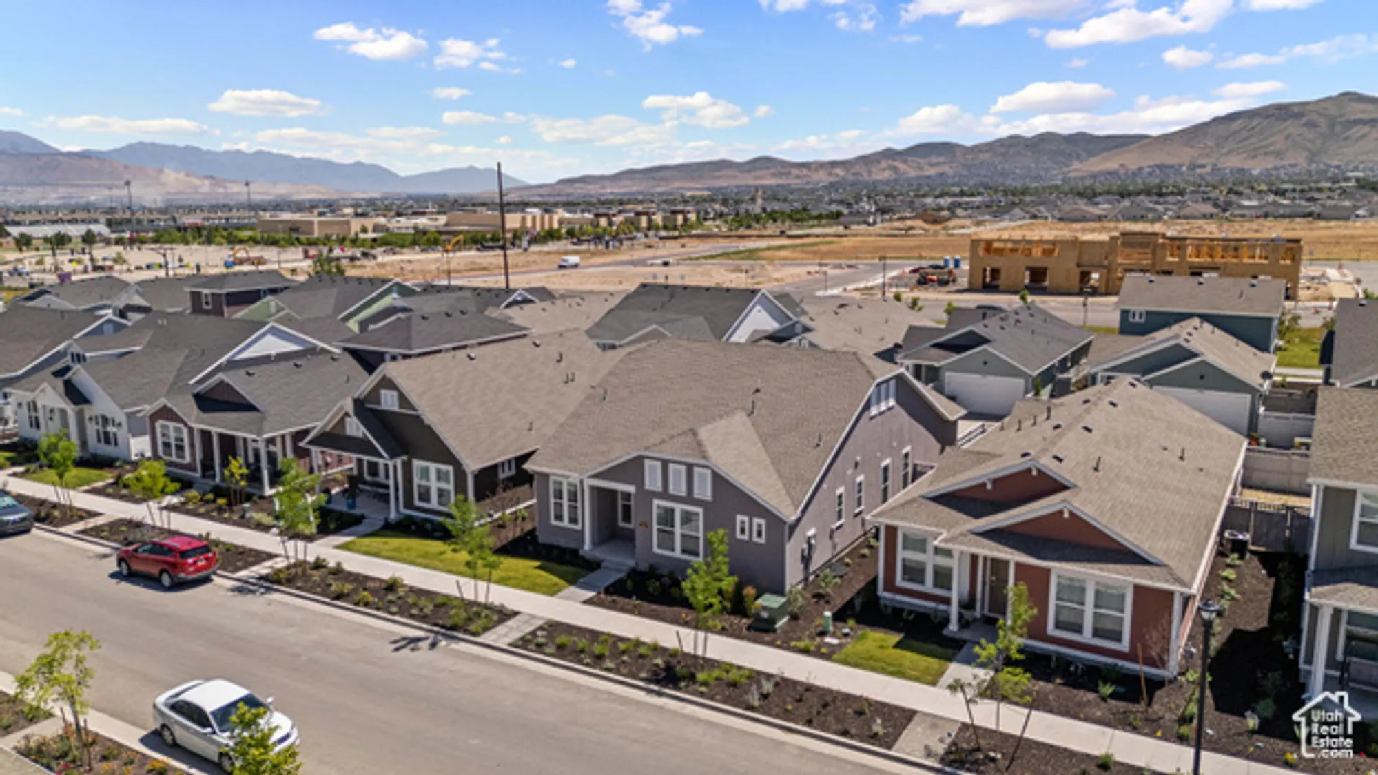 Property Slideshow image 31 of 35 | 6077 w franciscotti dr, South Jordan, UT, 84009