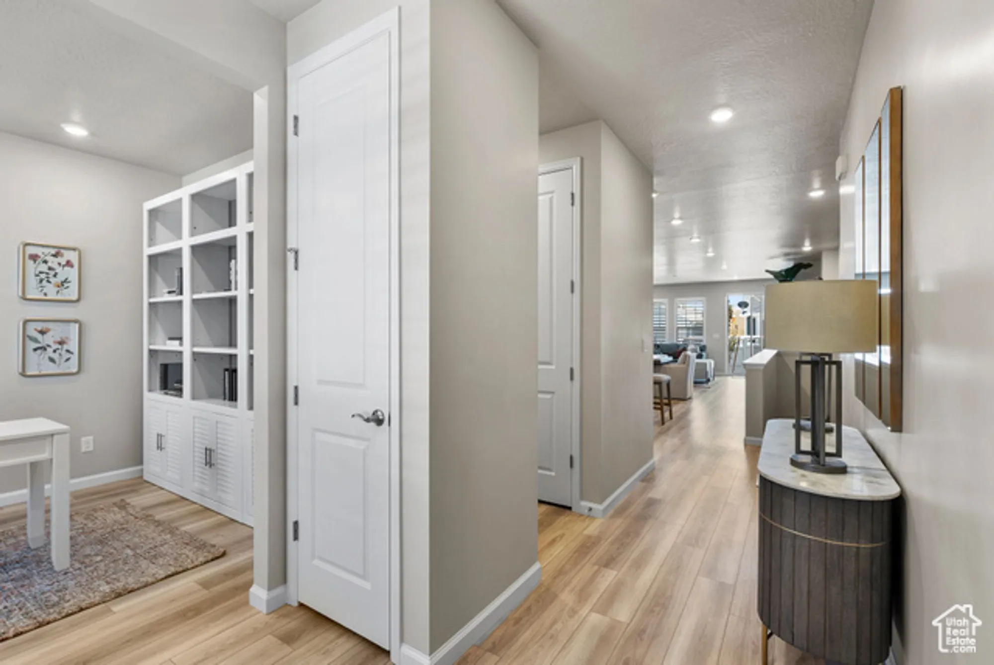 Property Slideshow image 5 of 35 | 6077 w franciscotti dr, South Jordan, UT, 84009