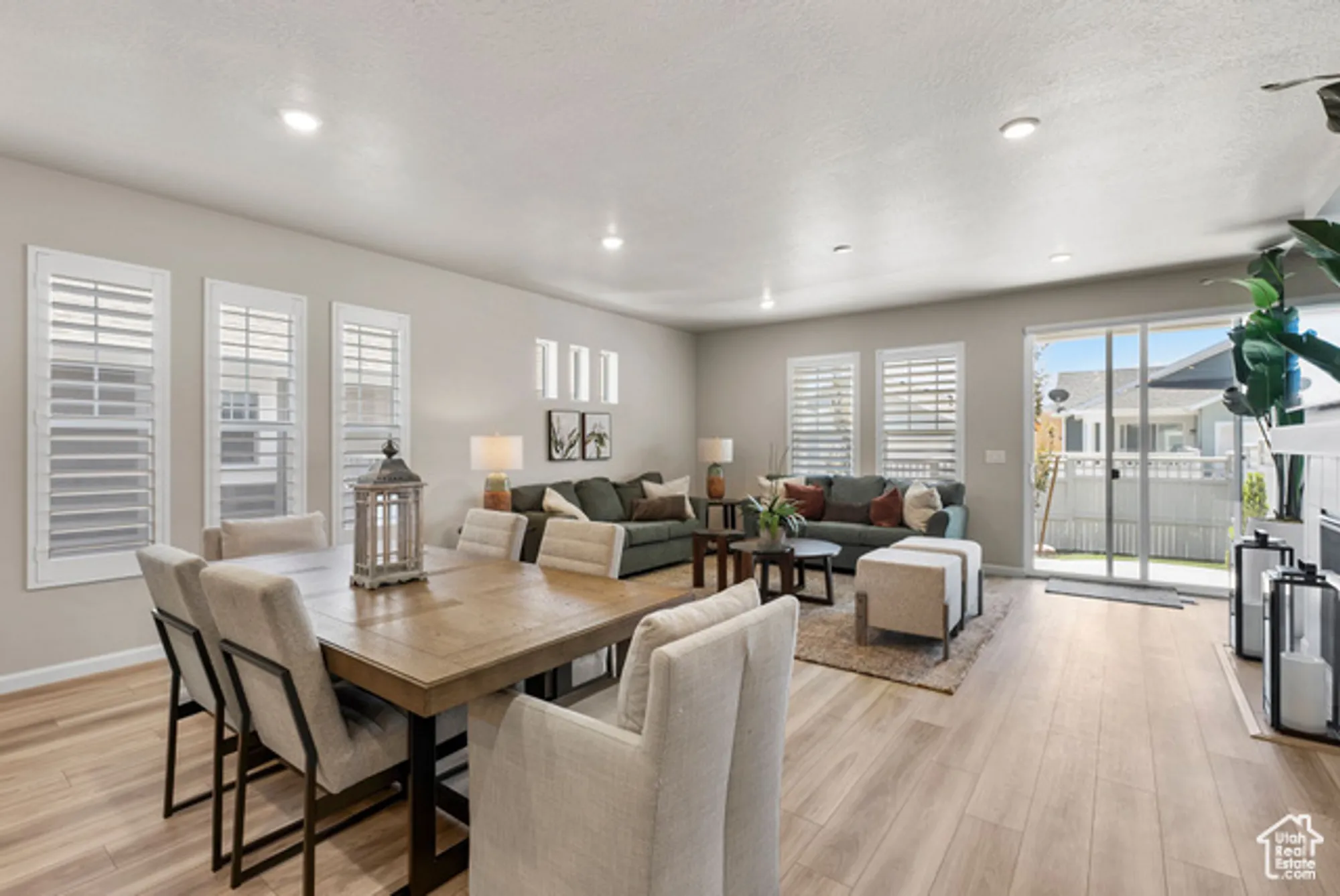 Property Slideshow image 12 of 35 | 6077 w franciscotti dr, South Jordan, UT, 84009