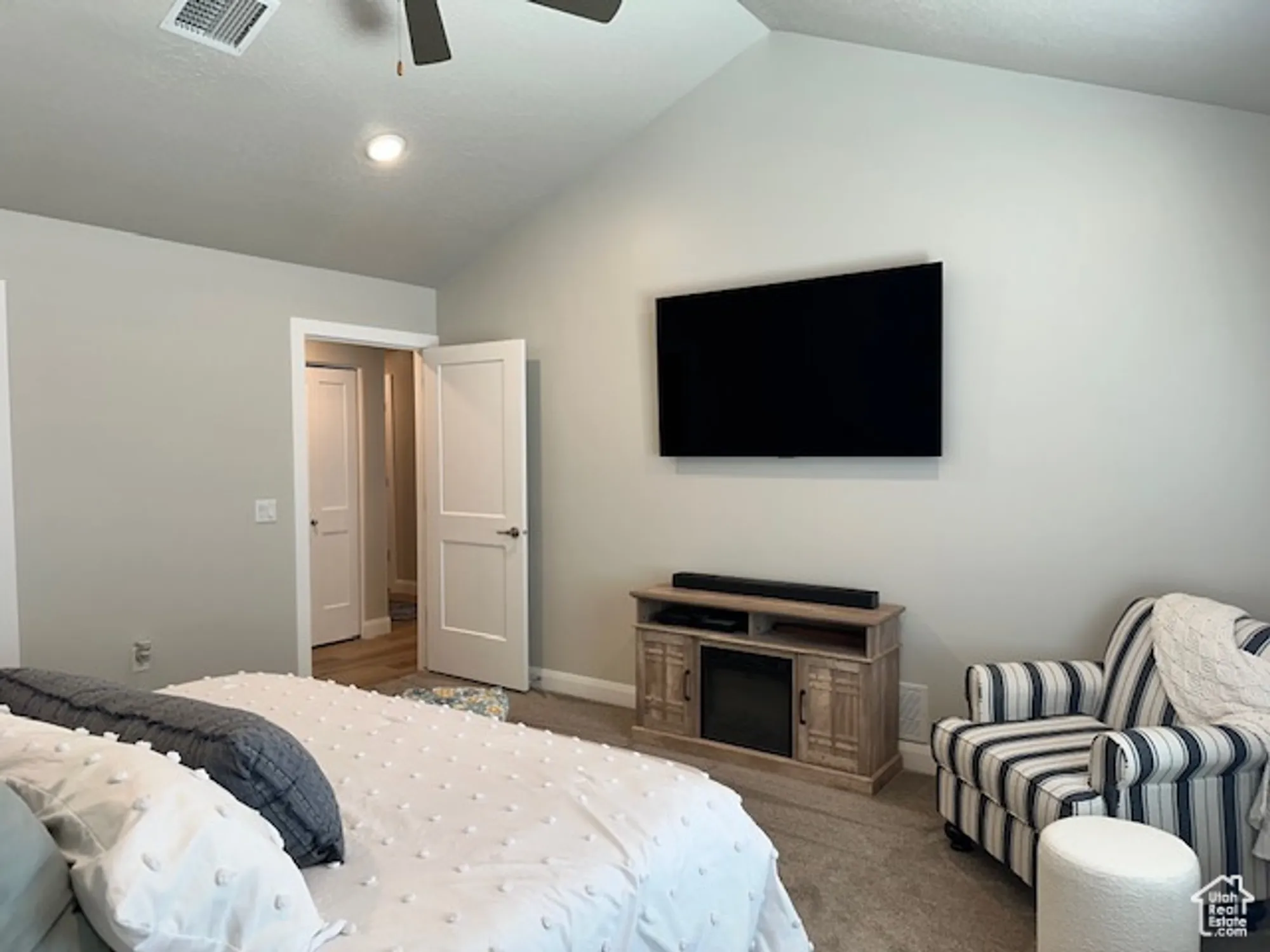 Property Slideshow image 18 of 30 | 512 e meadow ranch ln a, Saratoga Springs, UT, 84045