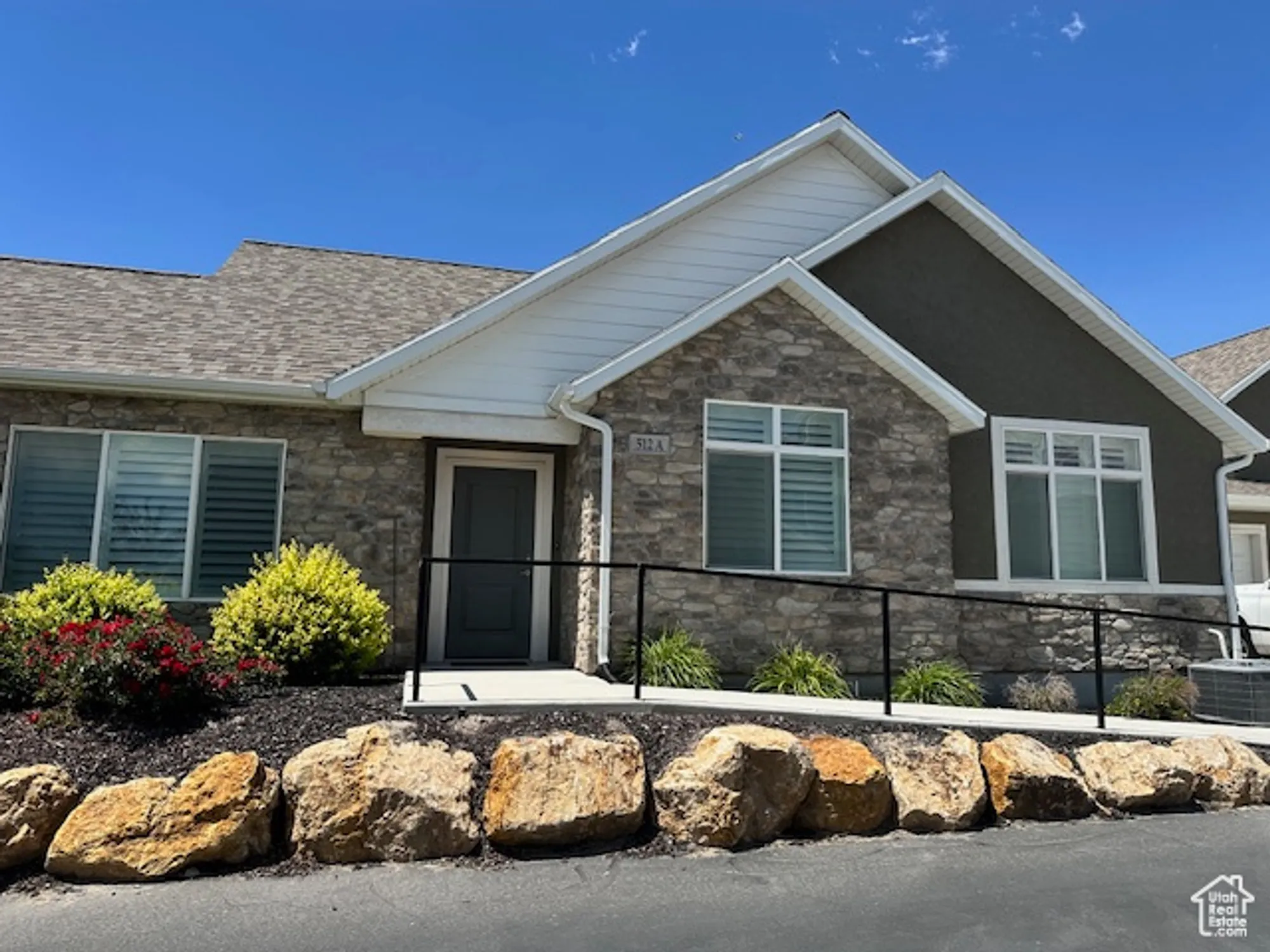 Property Slideshow image 1 of 30 | 512 e meadow ranch ln a, Saratoga Springs, UT, 84045