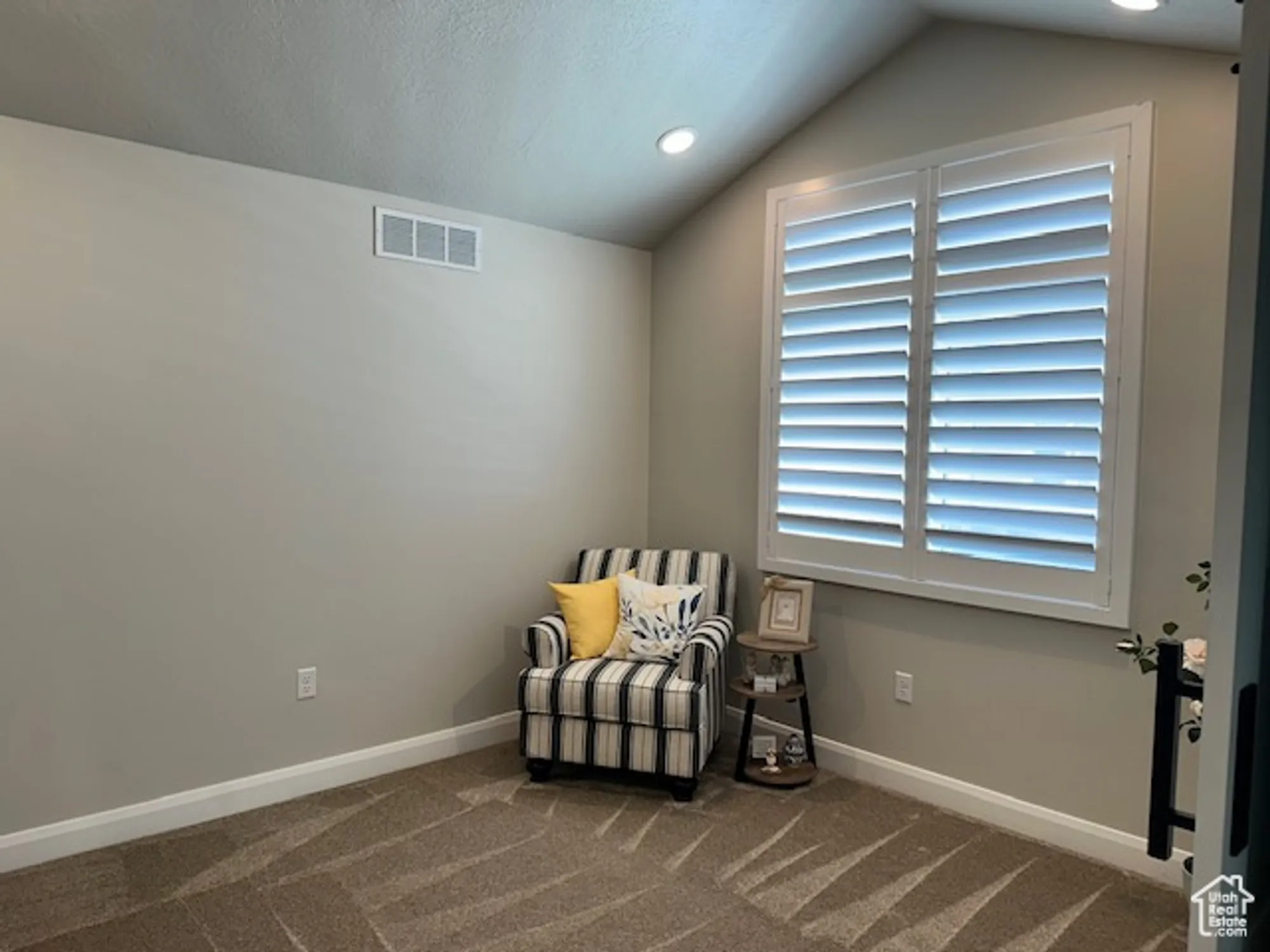 Property Slideshow image 11 of 30 | 512 e meadow ranch ln a, Saratoga Springs, UT, 84045