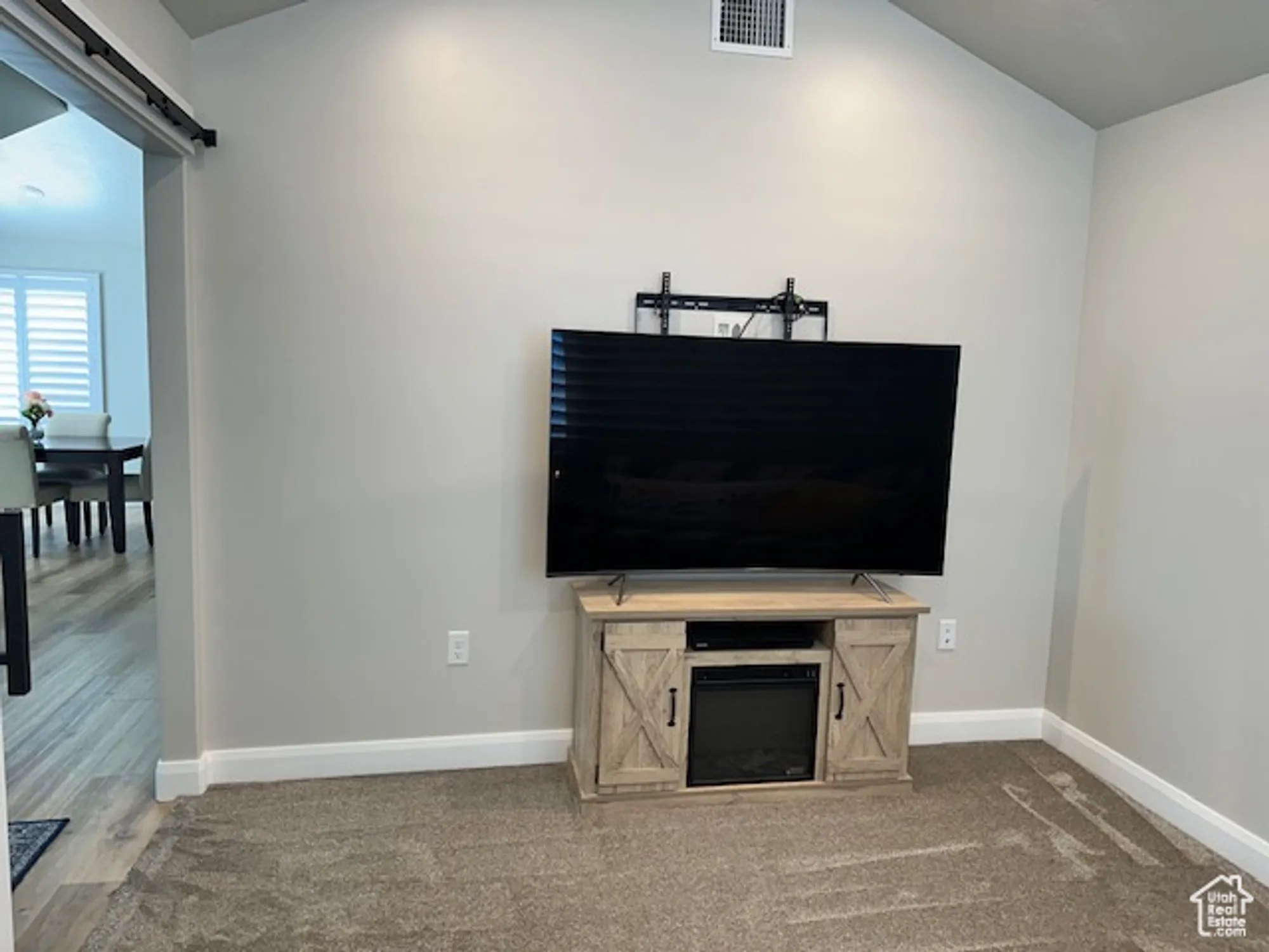 Property Slideshow image 12 of 30 | 512 e meadow ranch ln a, Saratoga Springs, UT, 84045