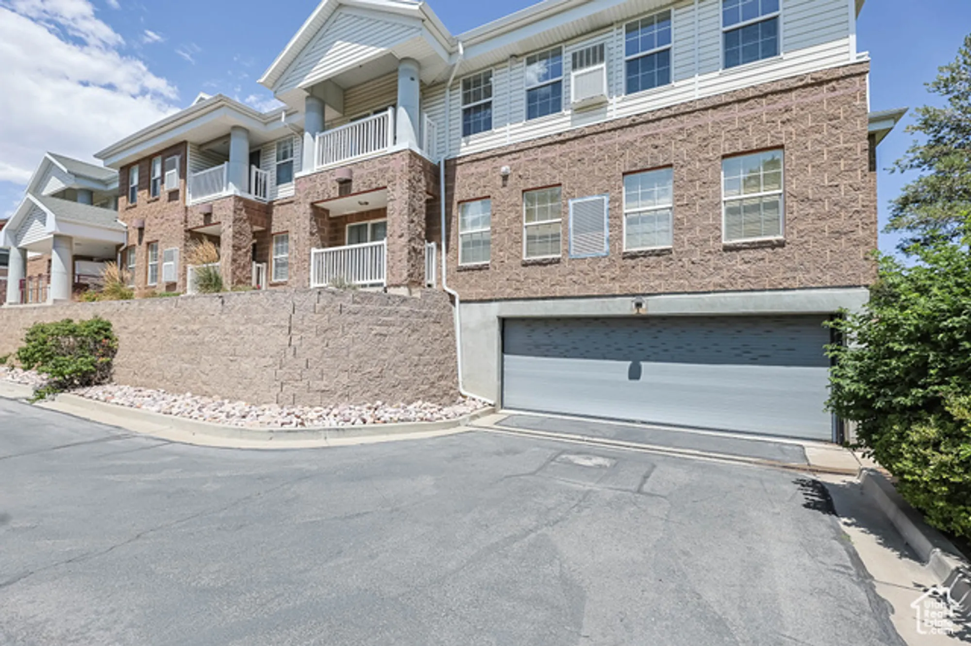 Property Slideshow image 31 of 32 | 11025 s grapevine cv b205, Sandy, UT, 84070