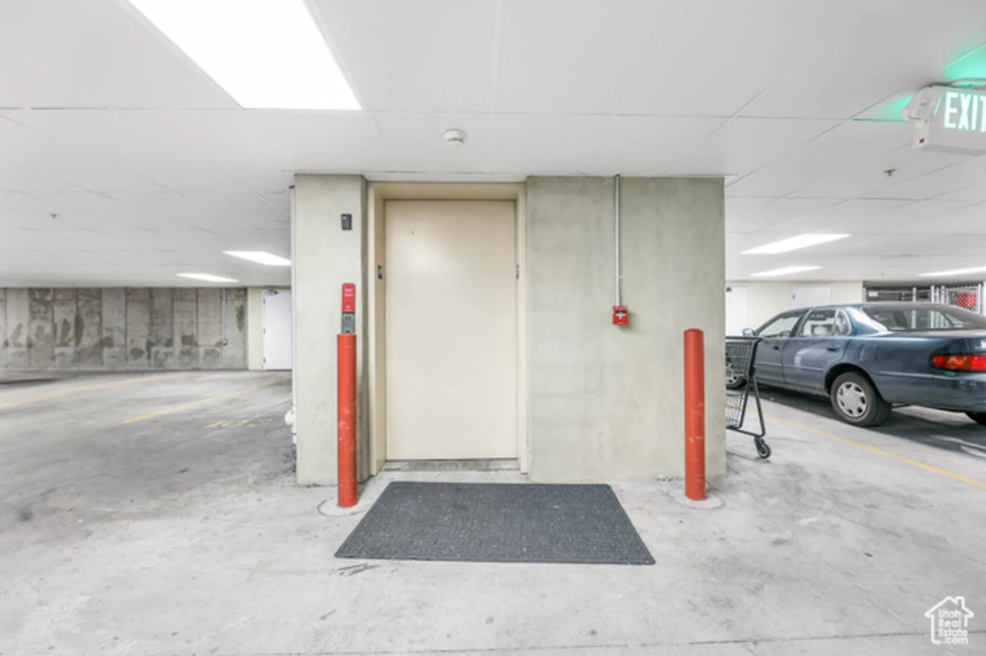 Property Slideshow image 30 of 32 | 11025 s grapevine cv b205, Sandy, UT, 84070