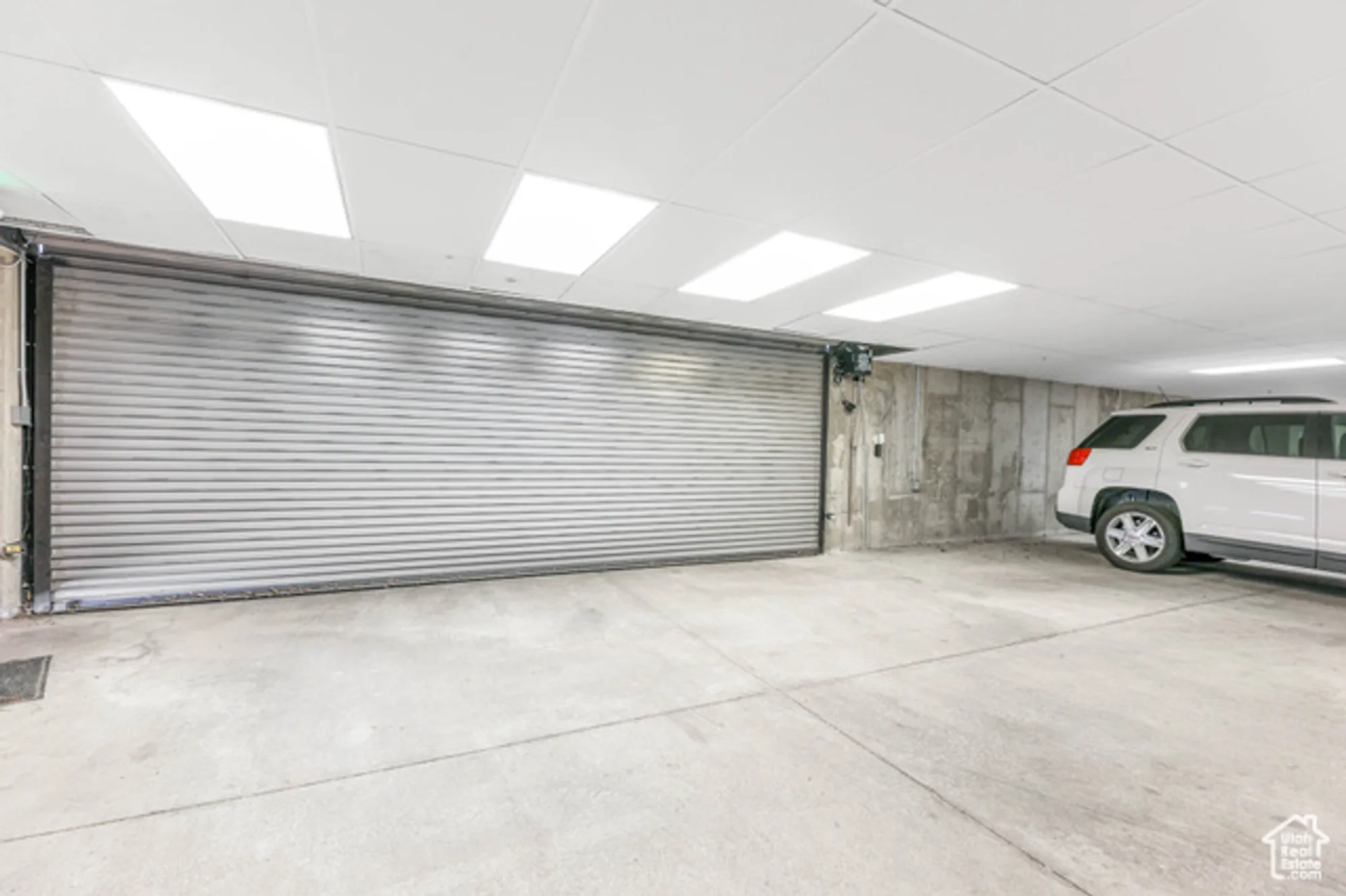 Property Slideshow image 28 of 32 | 11025 s grapevine cv b205, Sandy, UT, 84070