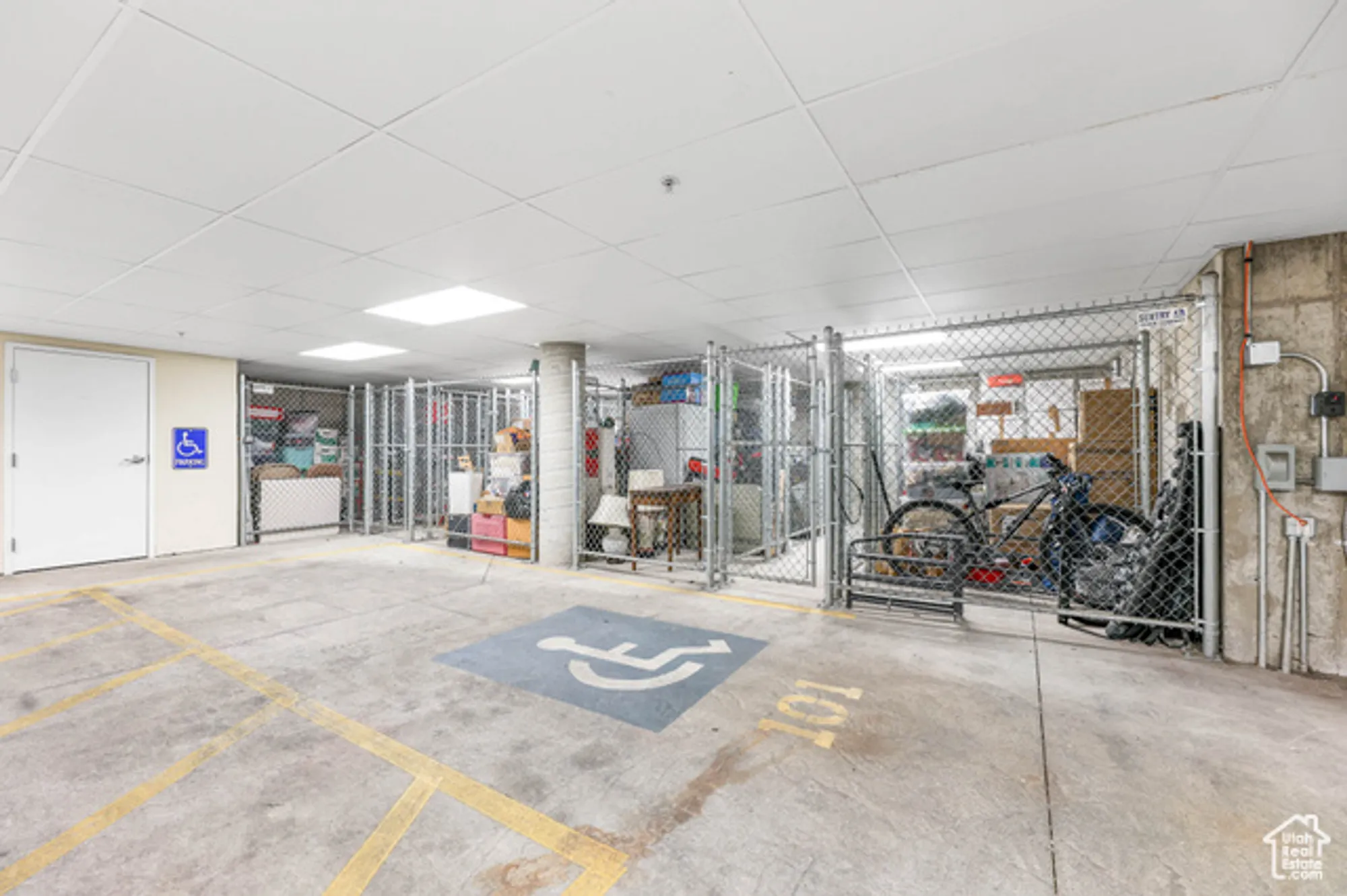 Property Slideshow image 29 of 32 | 11025 s grapevine cv b205, Sandy, UT, 84070