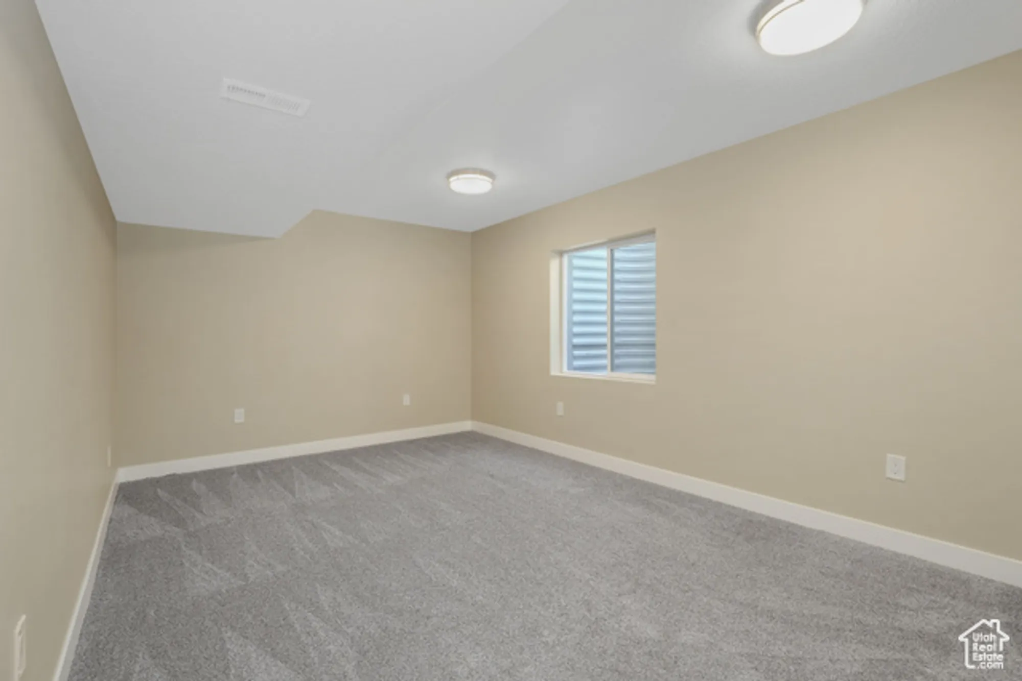 Property Slideshow image 21 of 29 | 565 e 3375, Lehi, UT, 84043