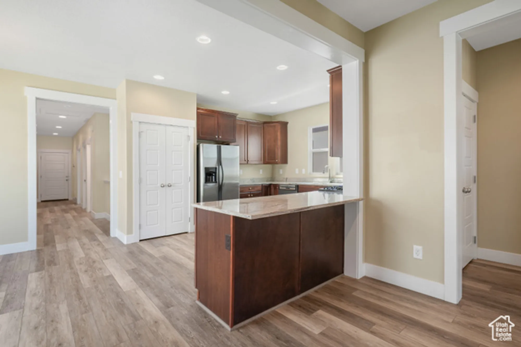 Property Slideshow image 3 of 29 | 565 e 3375, Lehi, UT, 84043