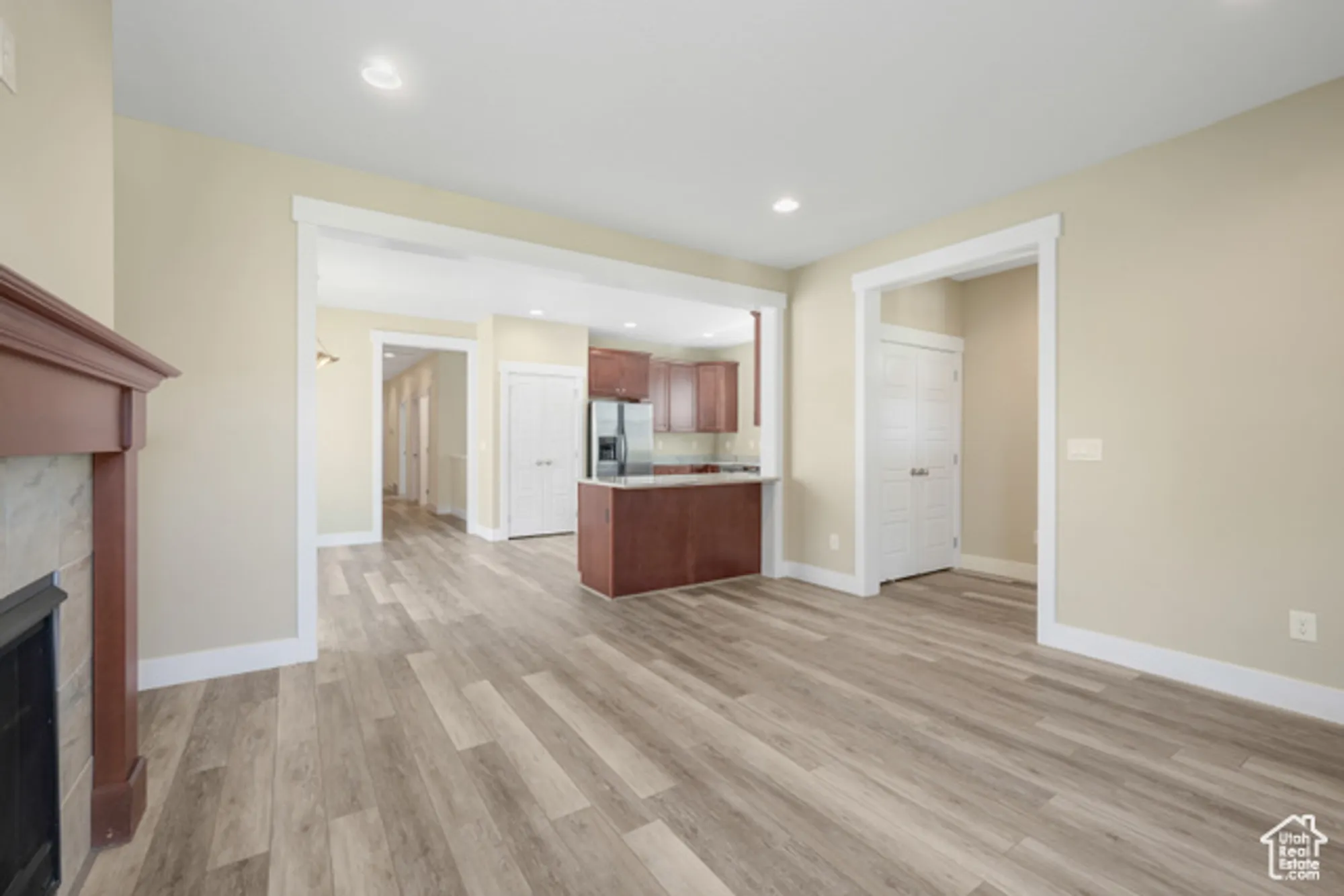 Property Slideshow image 6 of 29 | 565 e 3375, Lehi, UT, 84043