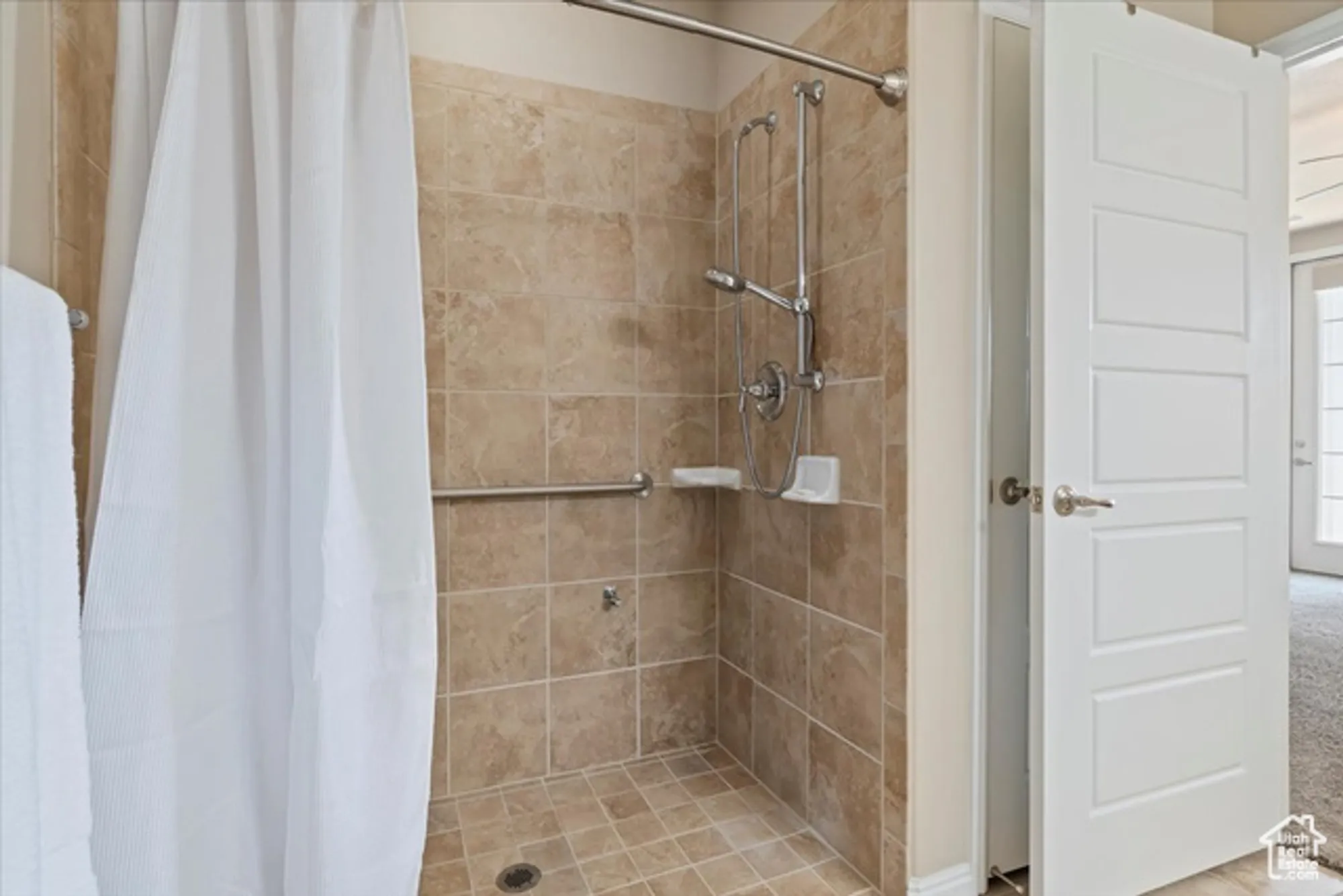 Property Slideshow image 23 of 39 | 11184 s waltana way unit 105, South Jordan, UT, 84009