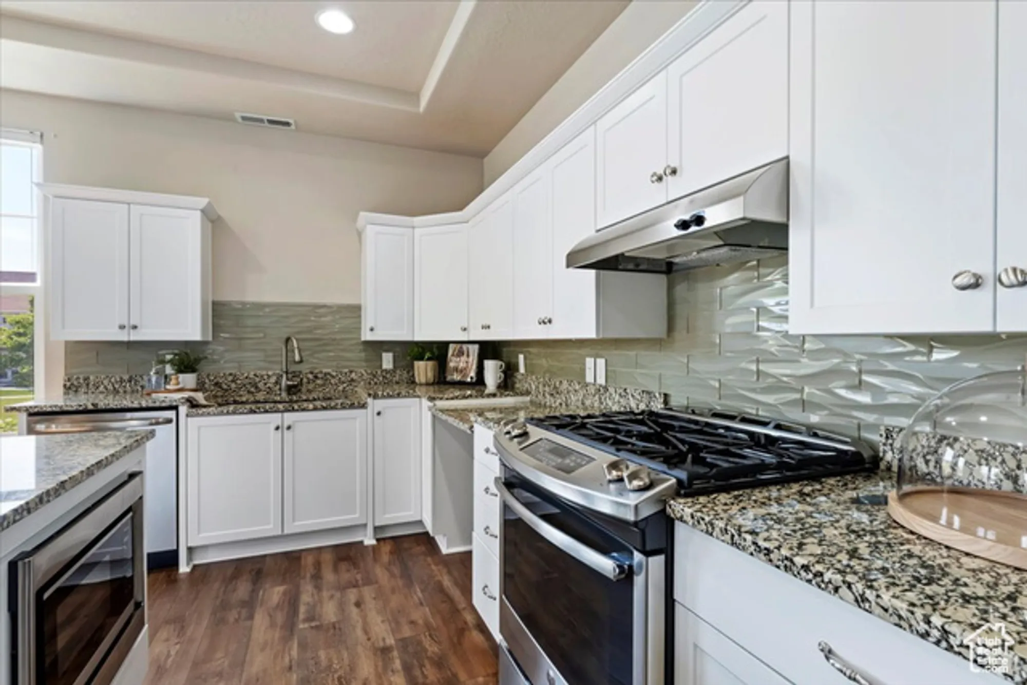 Property Slideshow image 16 of 39 | 11184 s waltana way unit 105, South Jordan, UT, 84009