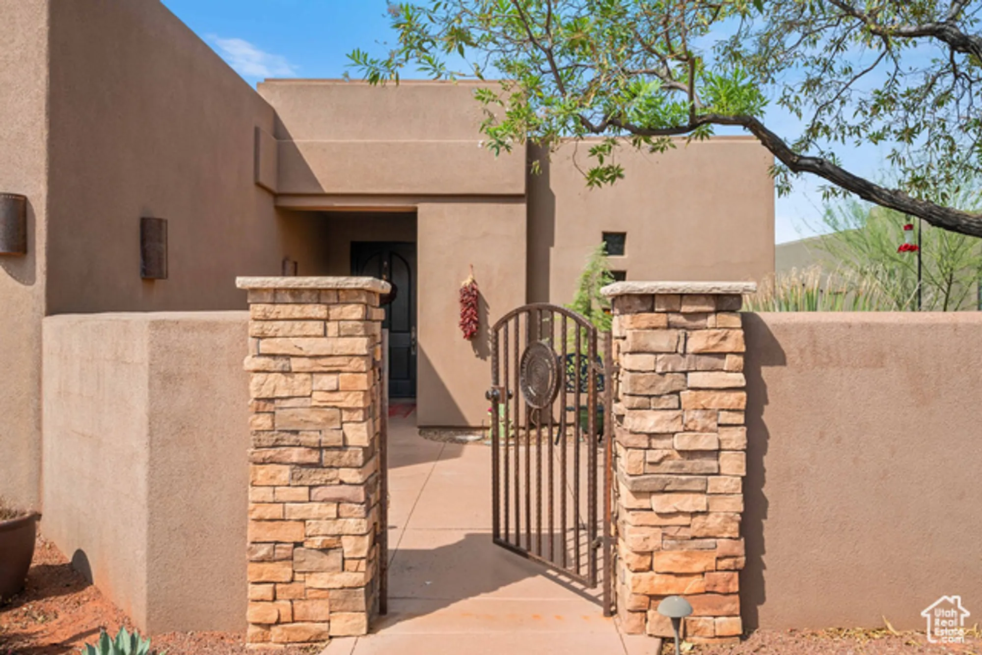 Property Slideshow image 4 of 70 | 2329 n cohonina trl, St George, UT, 84770