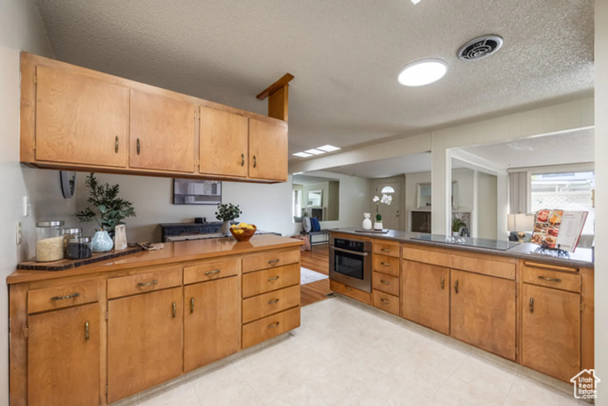 Property Slideshow image 10 of 32 | 3669 s 860 e unit e 29, Salt Lake City, UT, 84106