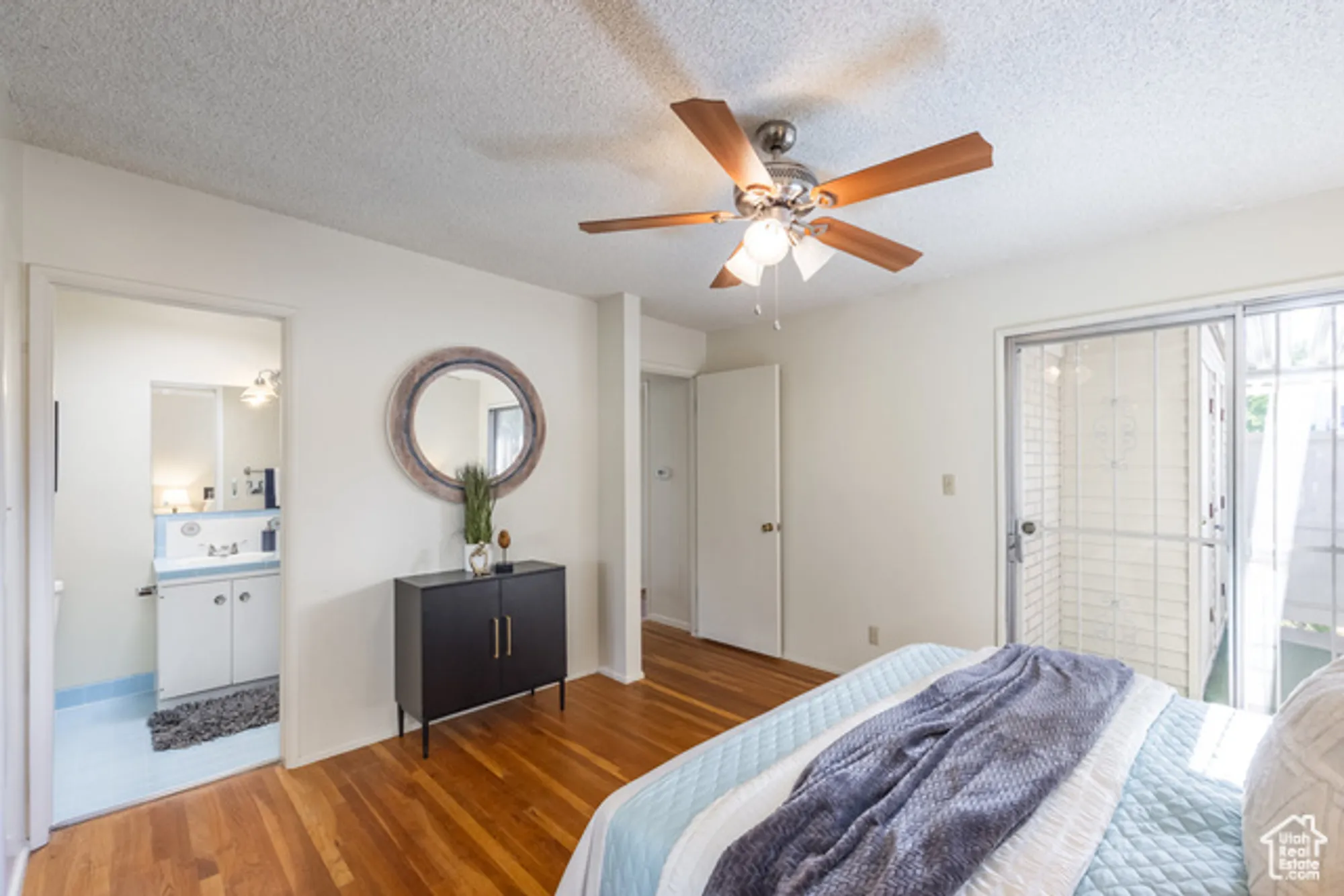 Property Slideshow image 18 of 32 | 3669 s 860 e unit e 29, Salt Lake City, UT, 84106