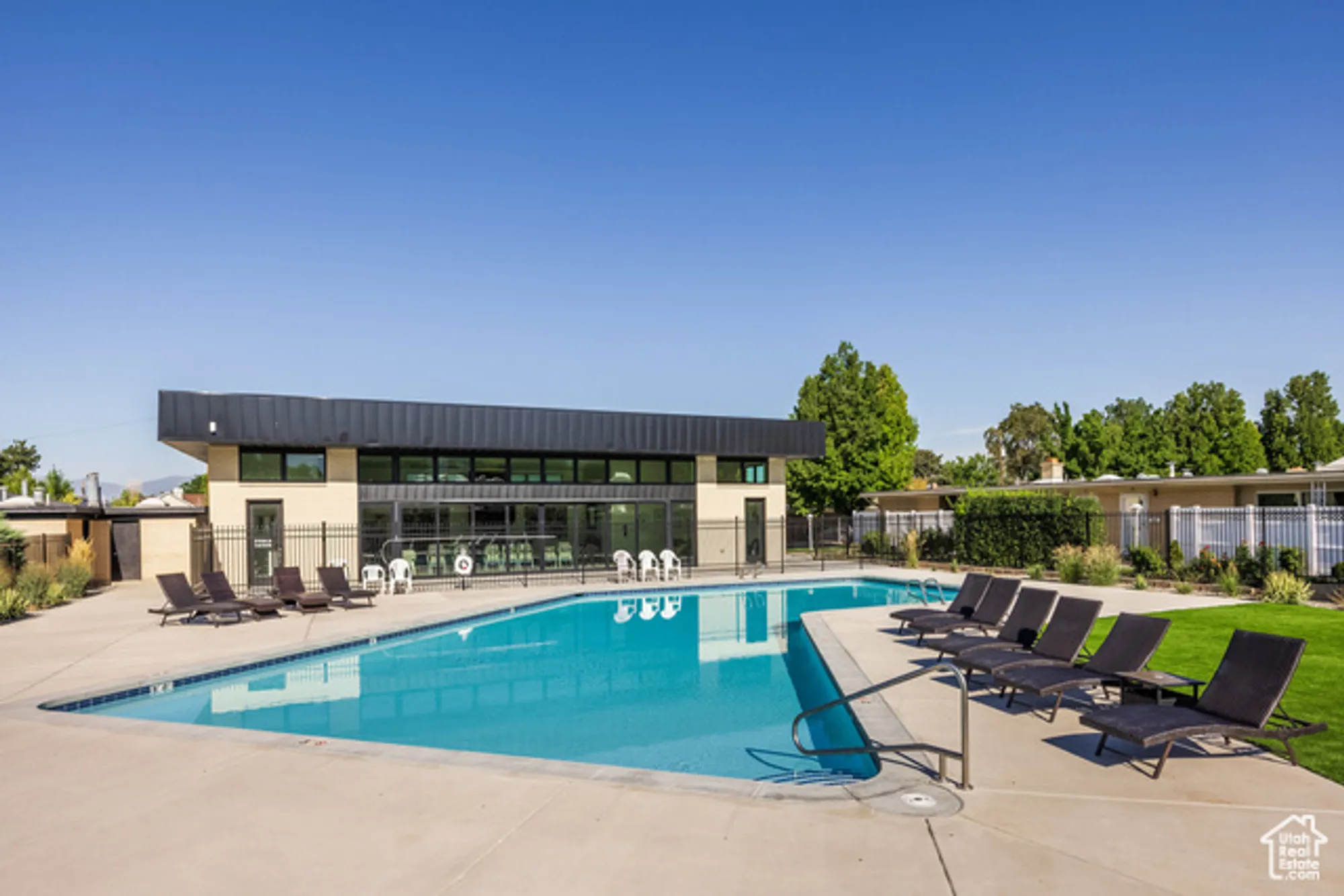 Property Slideshow image 23 of 32 | 3669 s 860 e unit e 29, Salt Lake City, UT, 84106