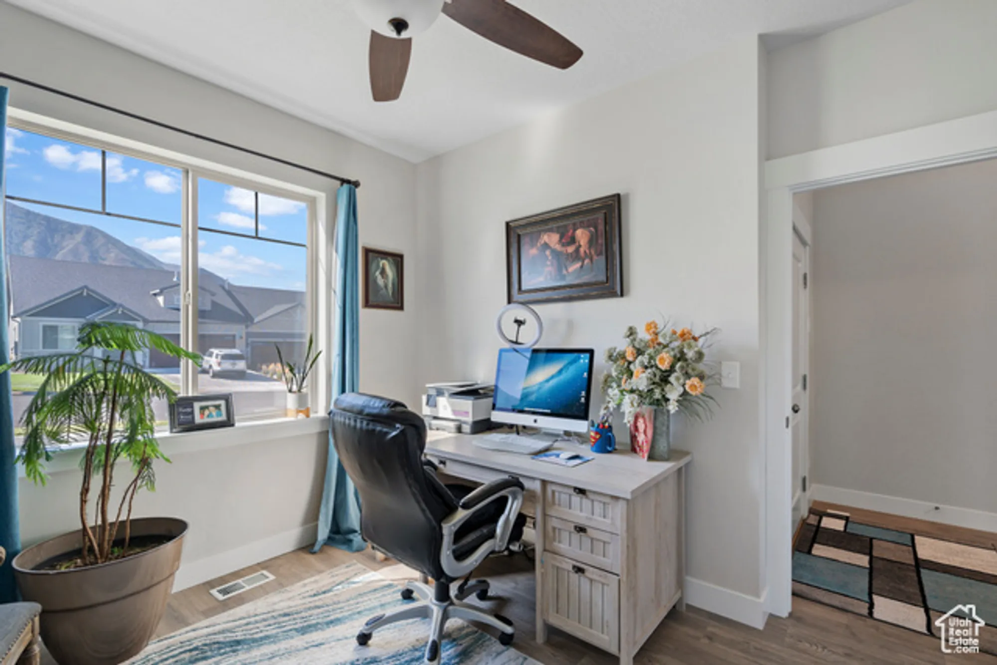 Property Slideshow image 5 of 22 | 142 w parkside loop, Elk Ridge, UT, 84651