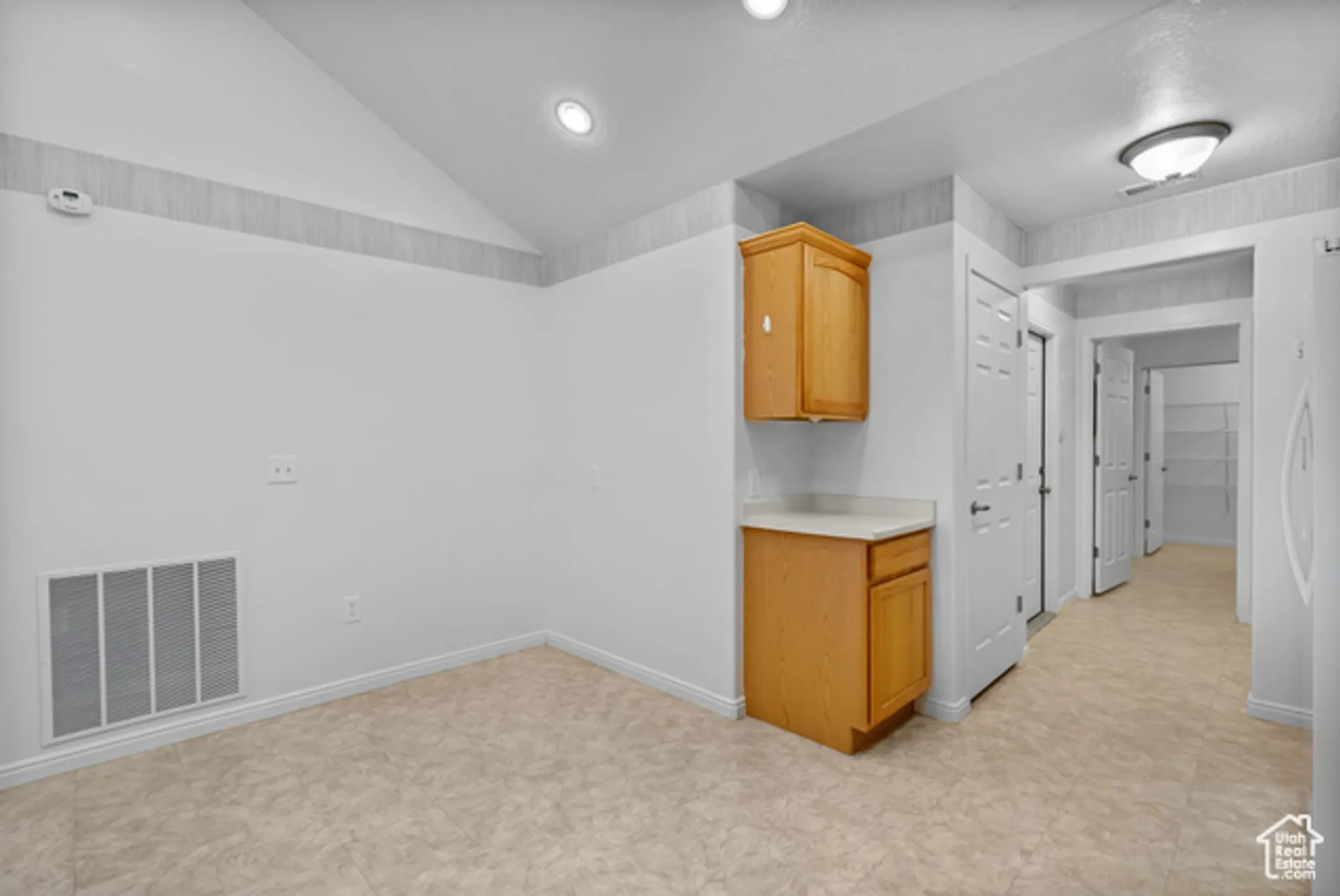 Property Slideshow image 35 of 39 | 131 s 1900 w # u-2, Lehi, UT, 84043