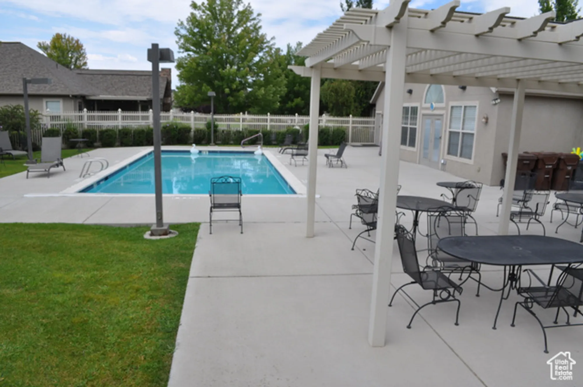 Property Slideshow image 1 of 39 | 131 s 1900 w # u-2, Lehi, UT, 84043