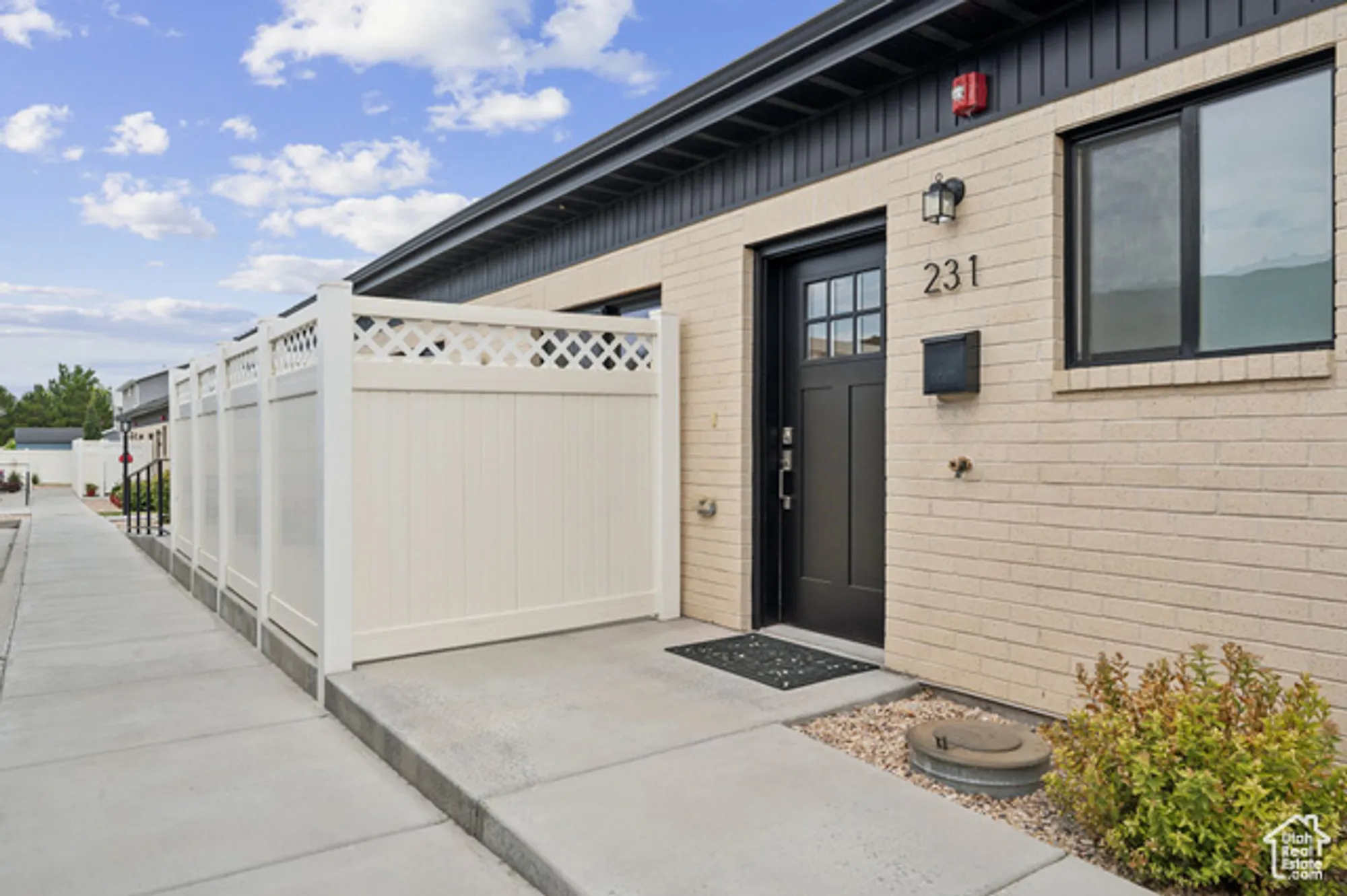 Property Slideshow image 3 of 31 | 3580 s 805 e unit e 231, Millcreek, UT, 84106