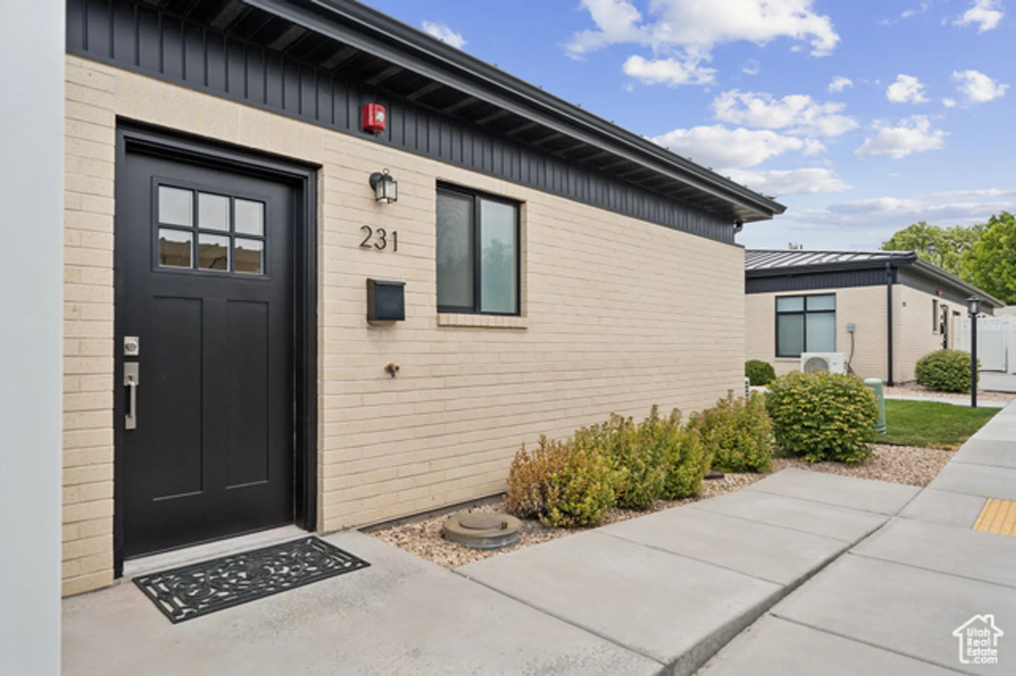 Property Slideshow image 4 of 31 | 3580 s 805 e unit e 231, Millcreek, UT, 84106