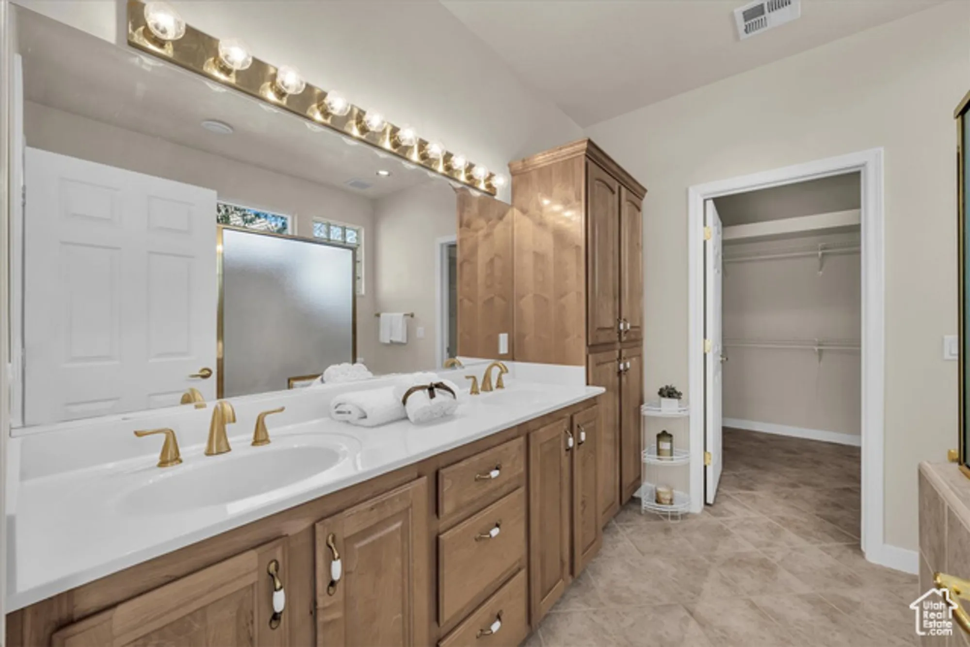 Property Slideshow image 12 of 19 | 1853 wide river dr, St George, UT, 84790