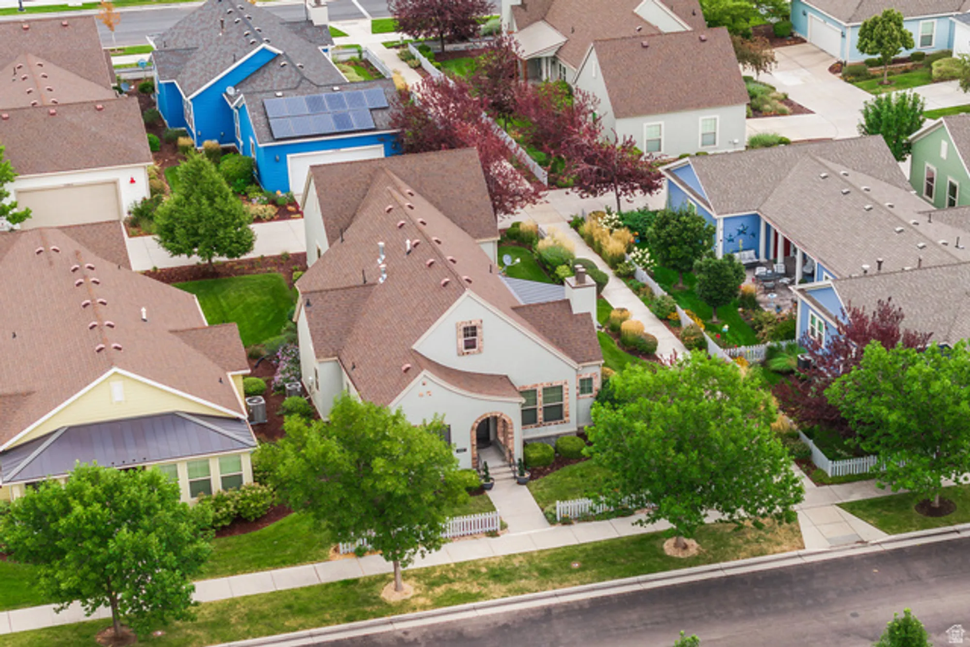 Property Slideshow image 34 of 34 | 11067 s cascabel dr, South Jordan, UT, 84009