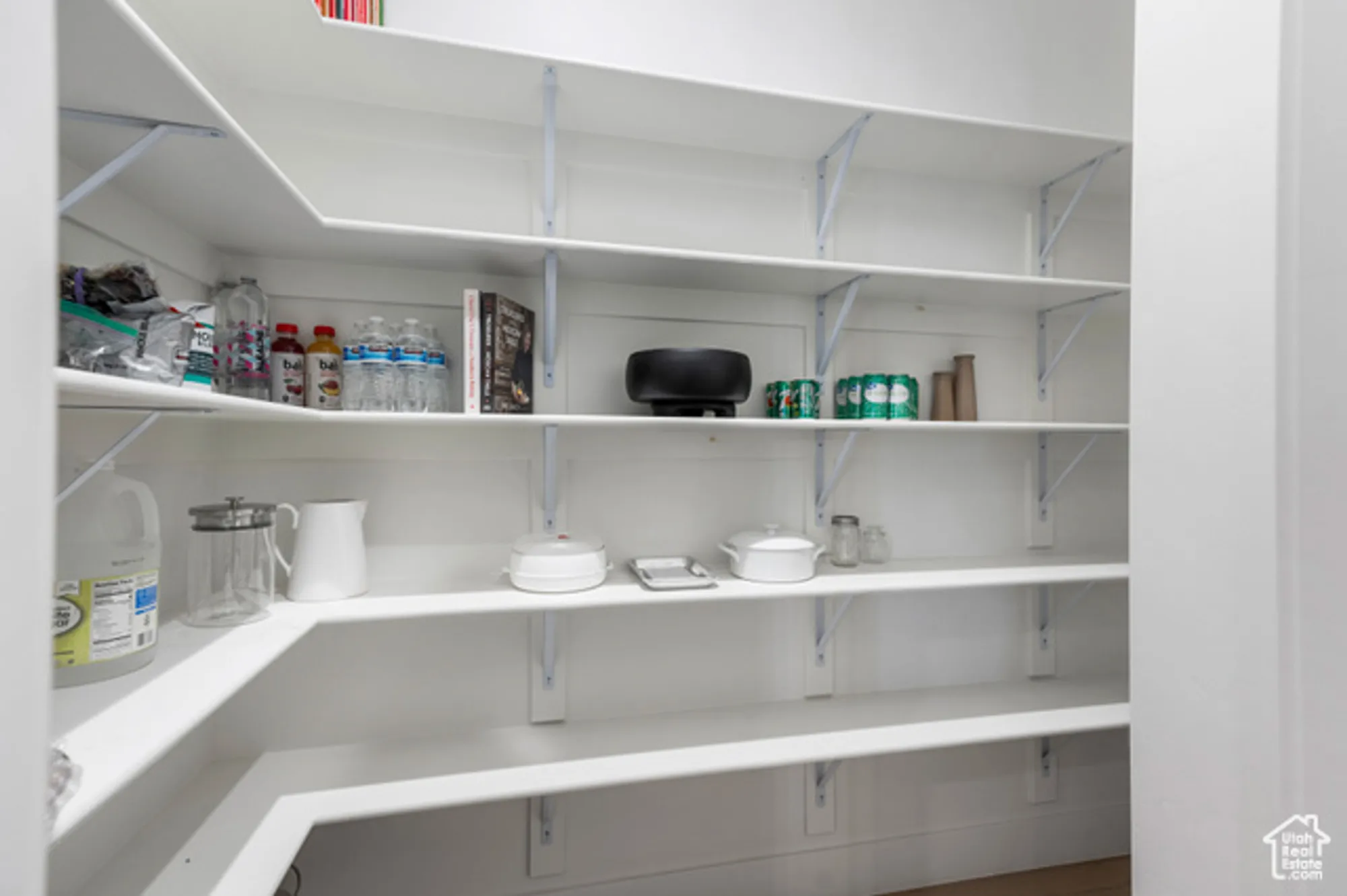 Property Slideshow image 18 of 37 | 5588 s agave peak ln, St George, UT, 84790