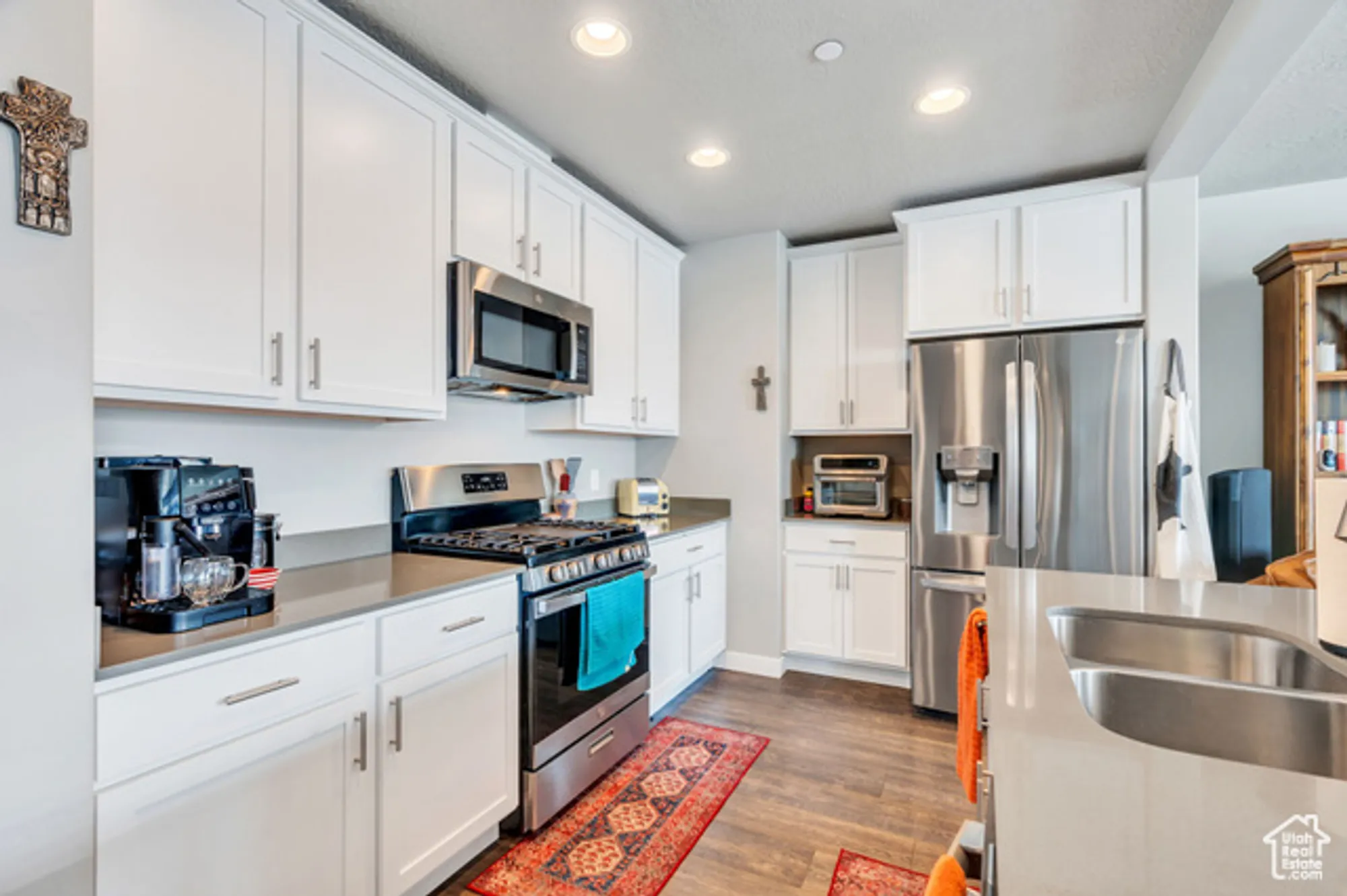 Property Slideshow image 9 of 37 | 4929 w tydeman way unit 213, South Jordan, UT, 84009