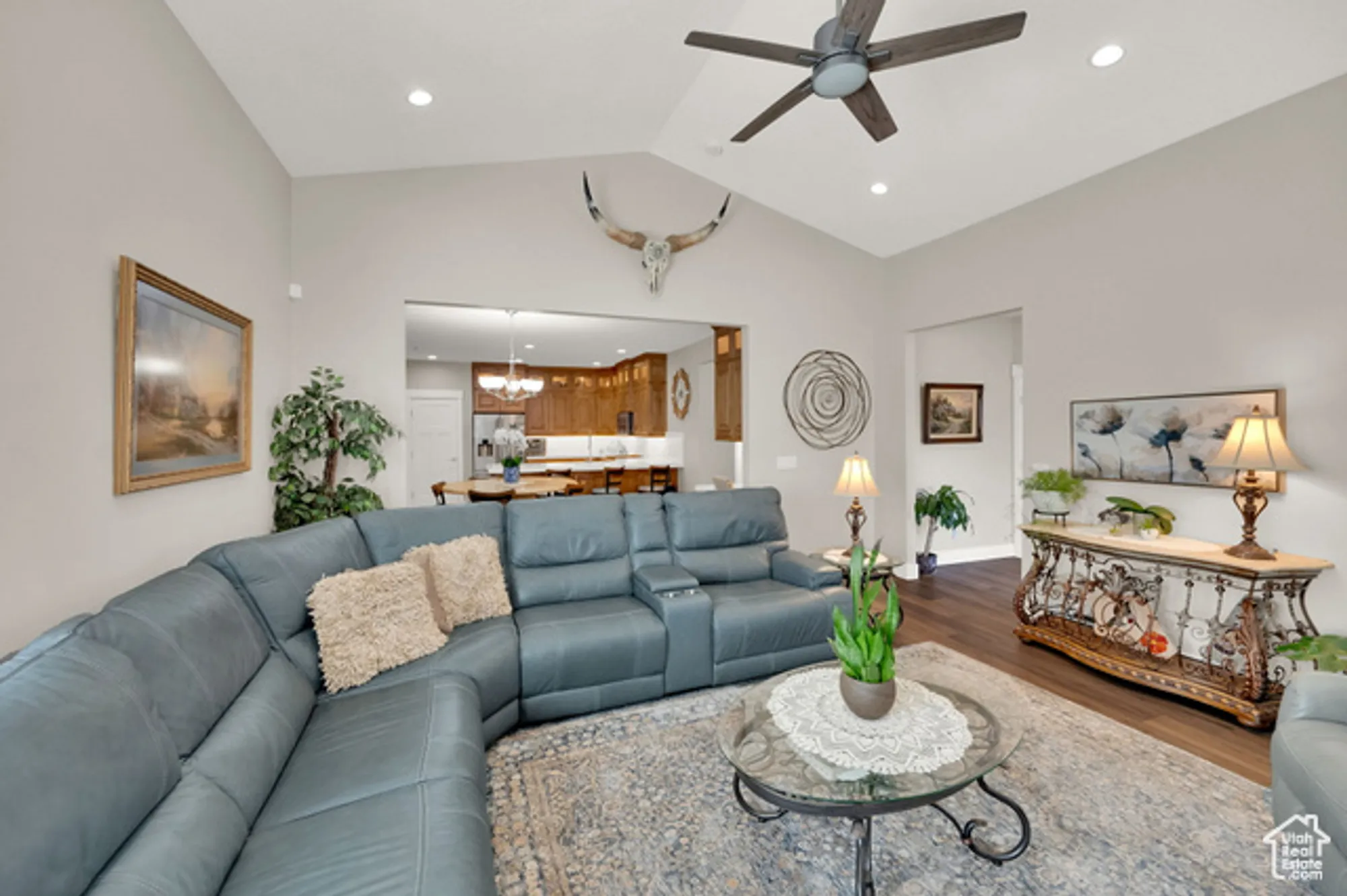 Property Slideshow image 11 of 27 | 3274 w harvest chase dr, South Jordan, UT, 84095