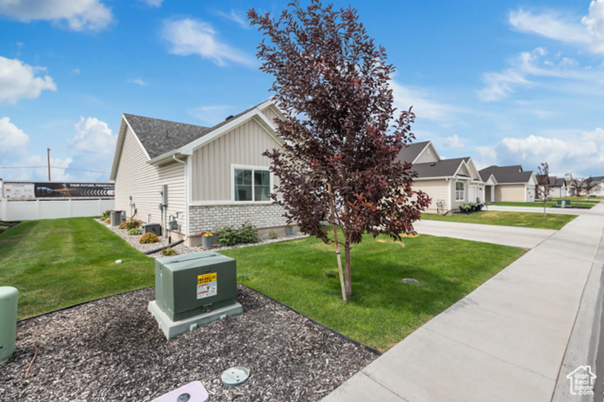 Property Slideshow image 3 of 36 | 823 n 980 w, Tremonton, UT, 84337