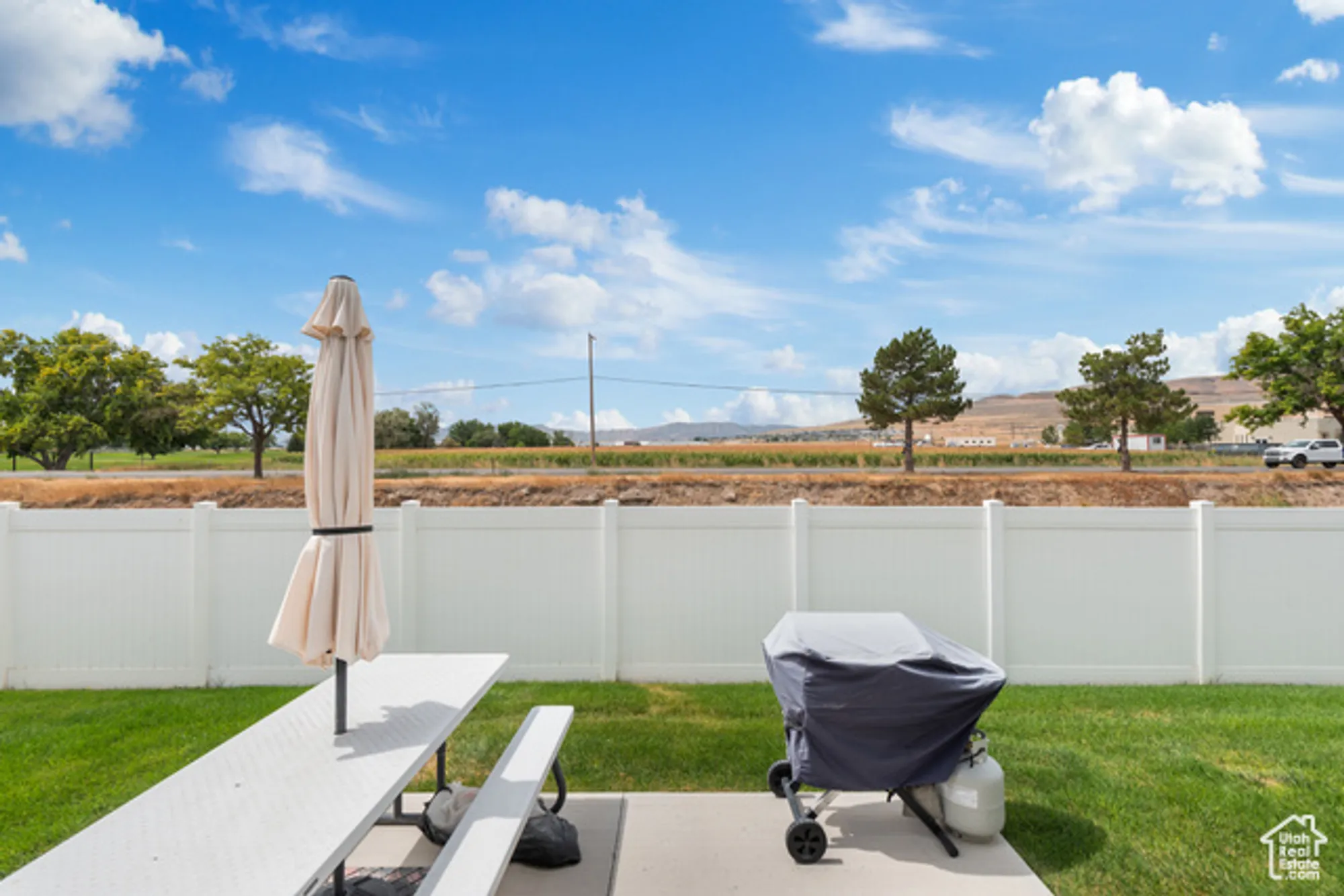 Property Slideshow image 25 of 36 | 823 n 980 w, Tremonton, UT, 84337