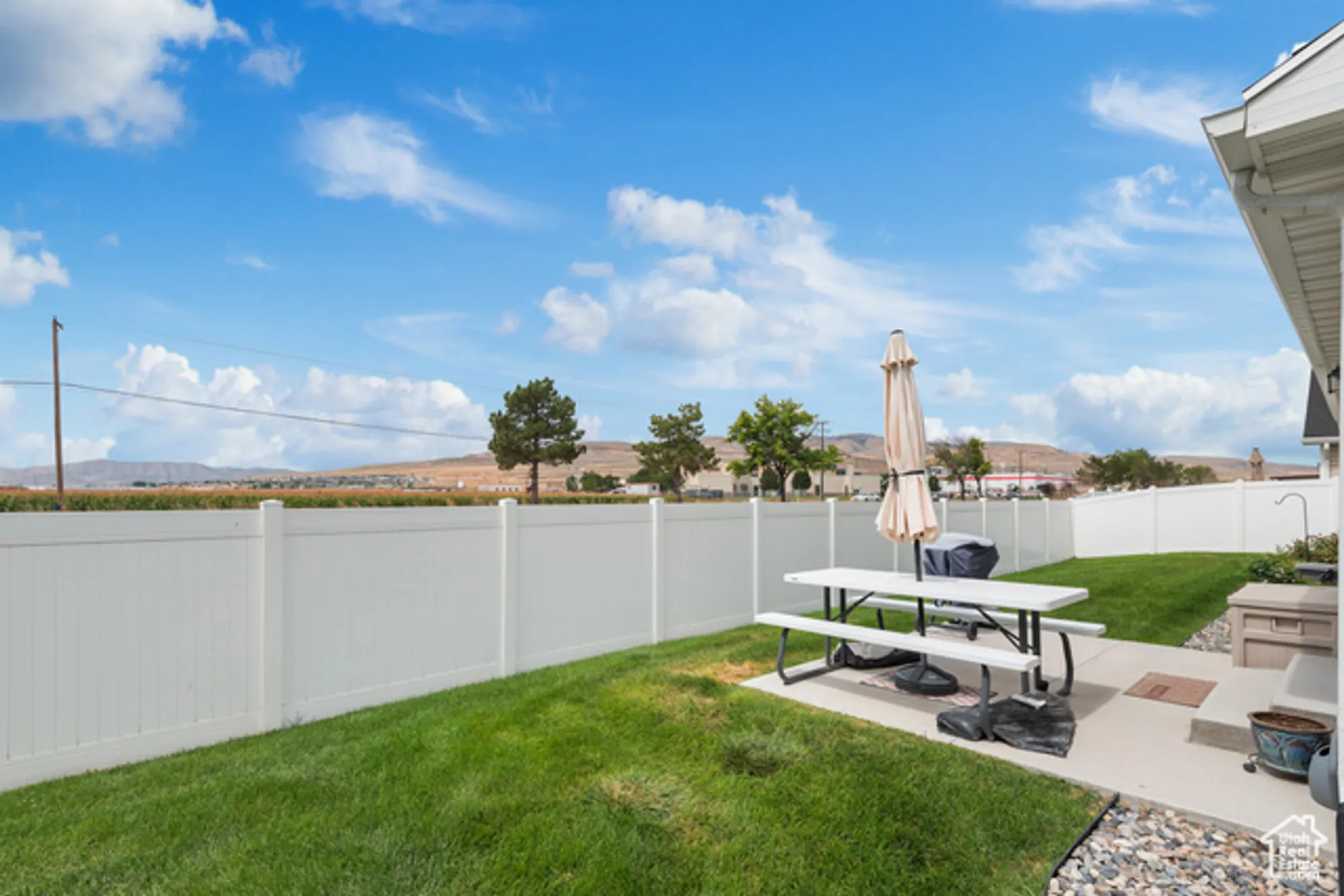 Property Slideshow image 29 of 36 | 823 n 980 w, Tremonton, UT, 84337