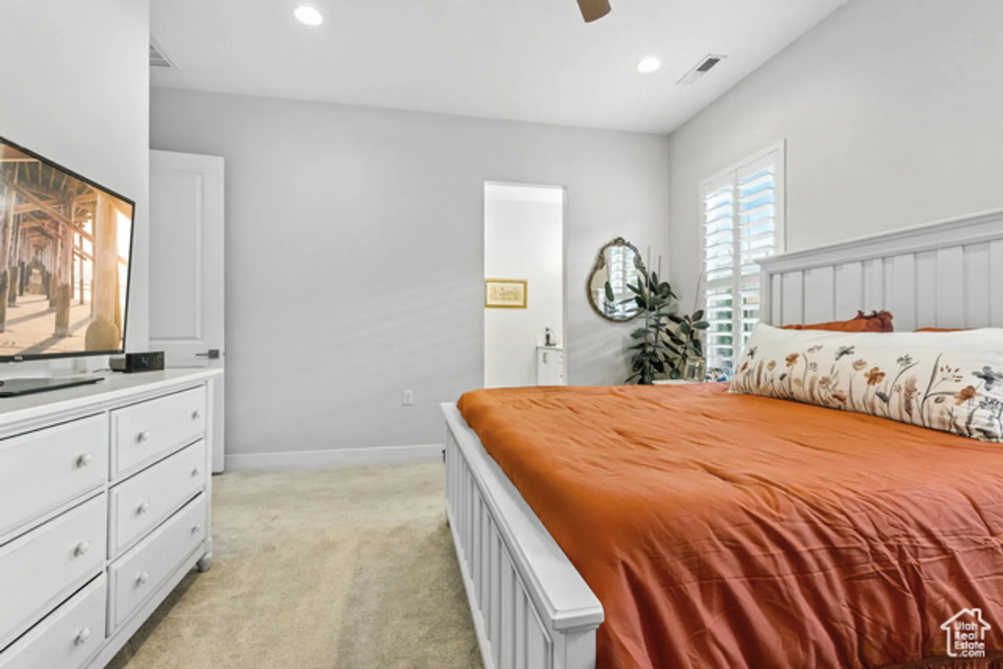 Property Slideshow image 10 of 25 | 1216 w wickham dr, St George, UT, 84790