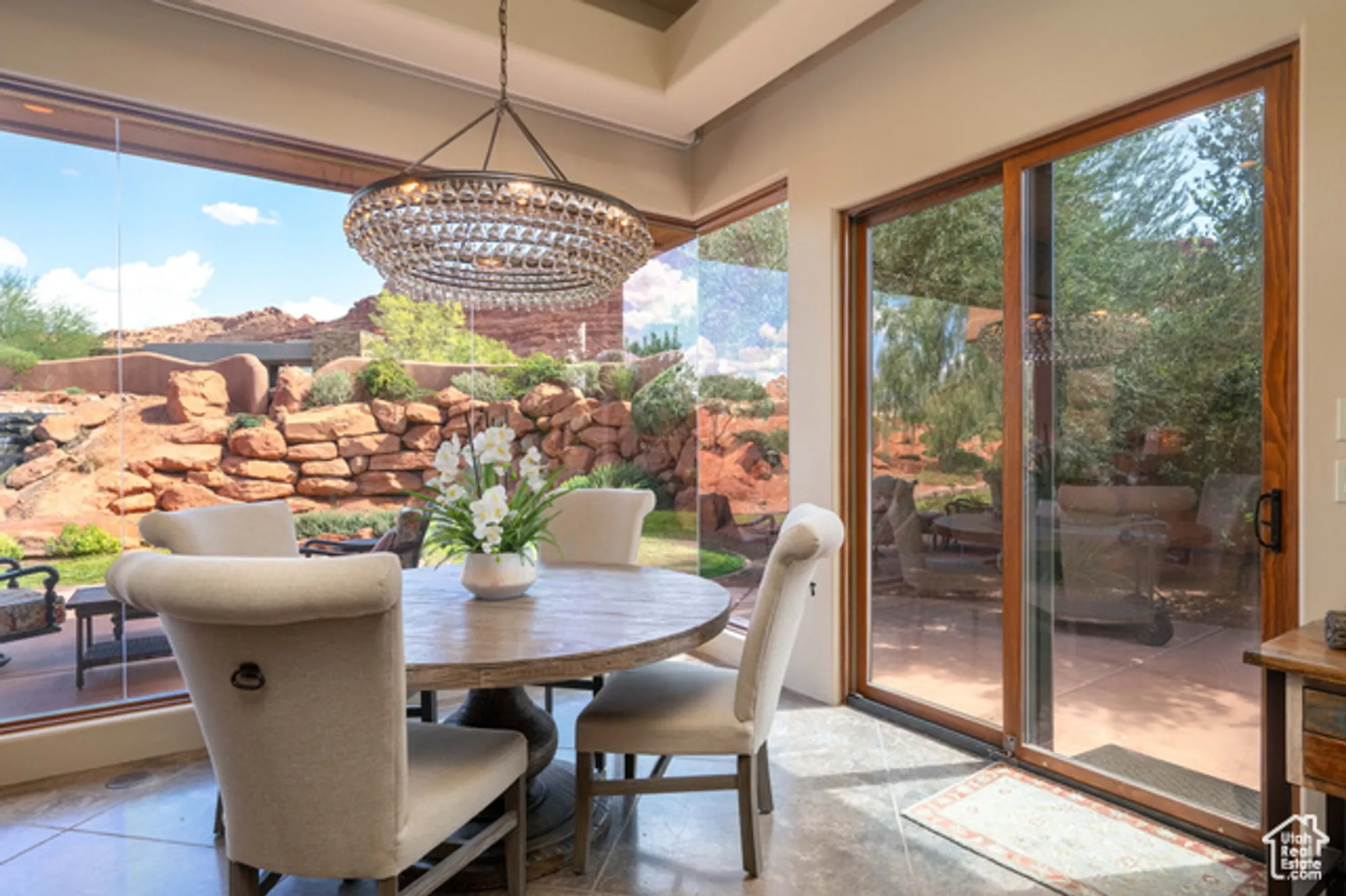 Property Slideshow image 15 of 34 | 2336 w entrada trl 23, St George, UT, 84770