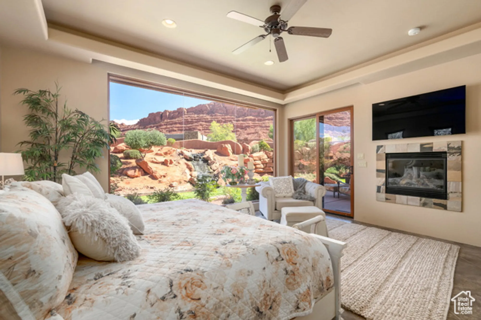 Property Slideshow image 18 of 34 | 2336 w entrada trl 23, St George, UT, 84770