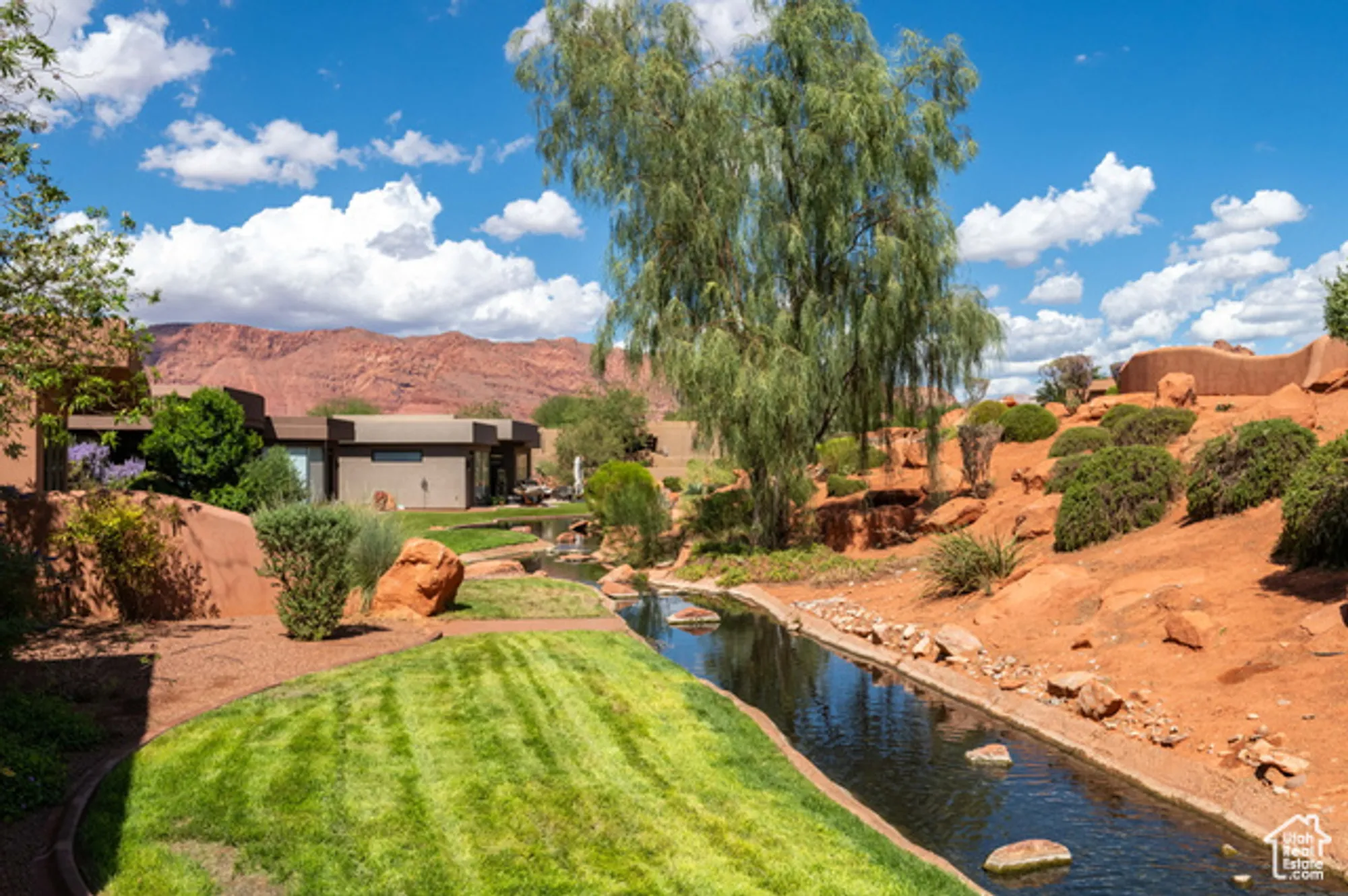 Property Slideshow image 33 of 34 | 2336 w entrada trl 23, St George, UT, 84770